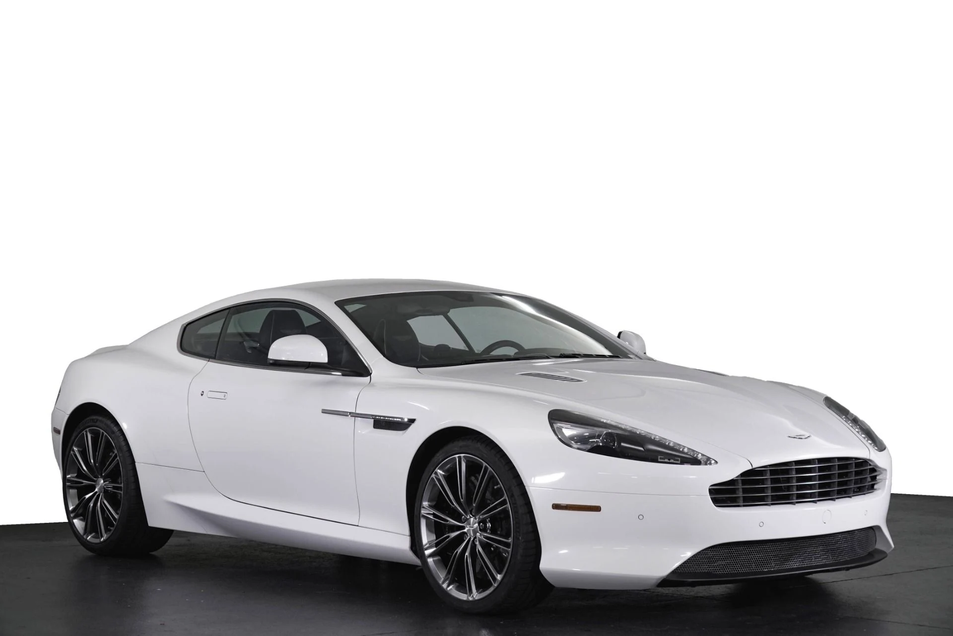 mph025_1395734119_Used_2015_Aston_Martin_DB_9_1781892981_18340ed4bd