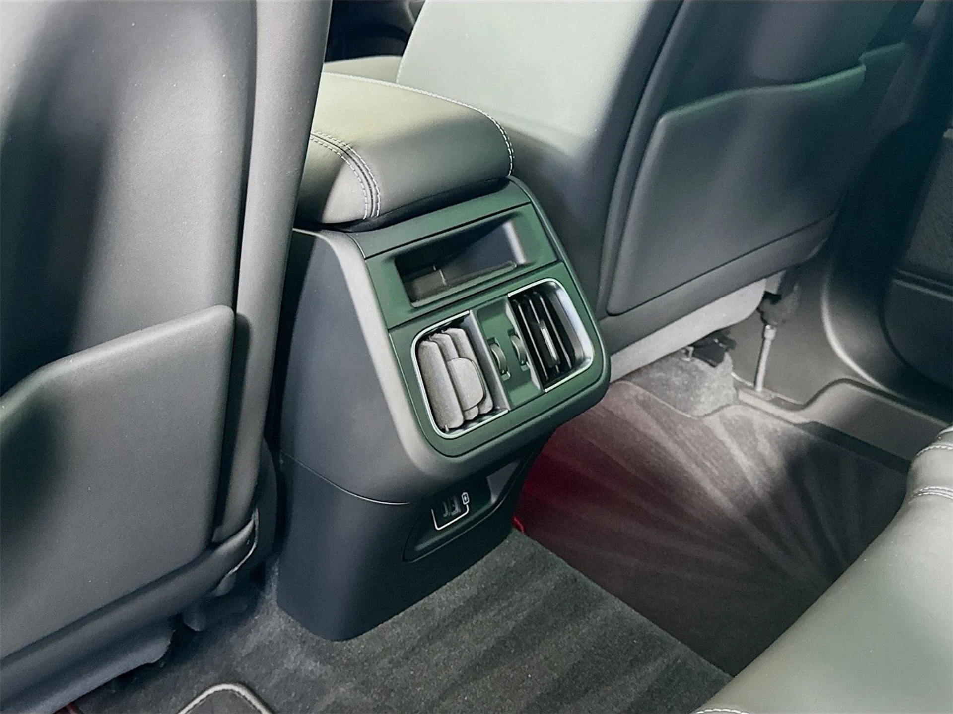 mph025_1398329675_3d9dc679126c1806ad7417e5d3459f9cx_8942985224