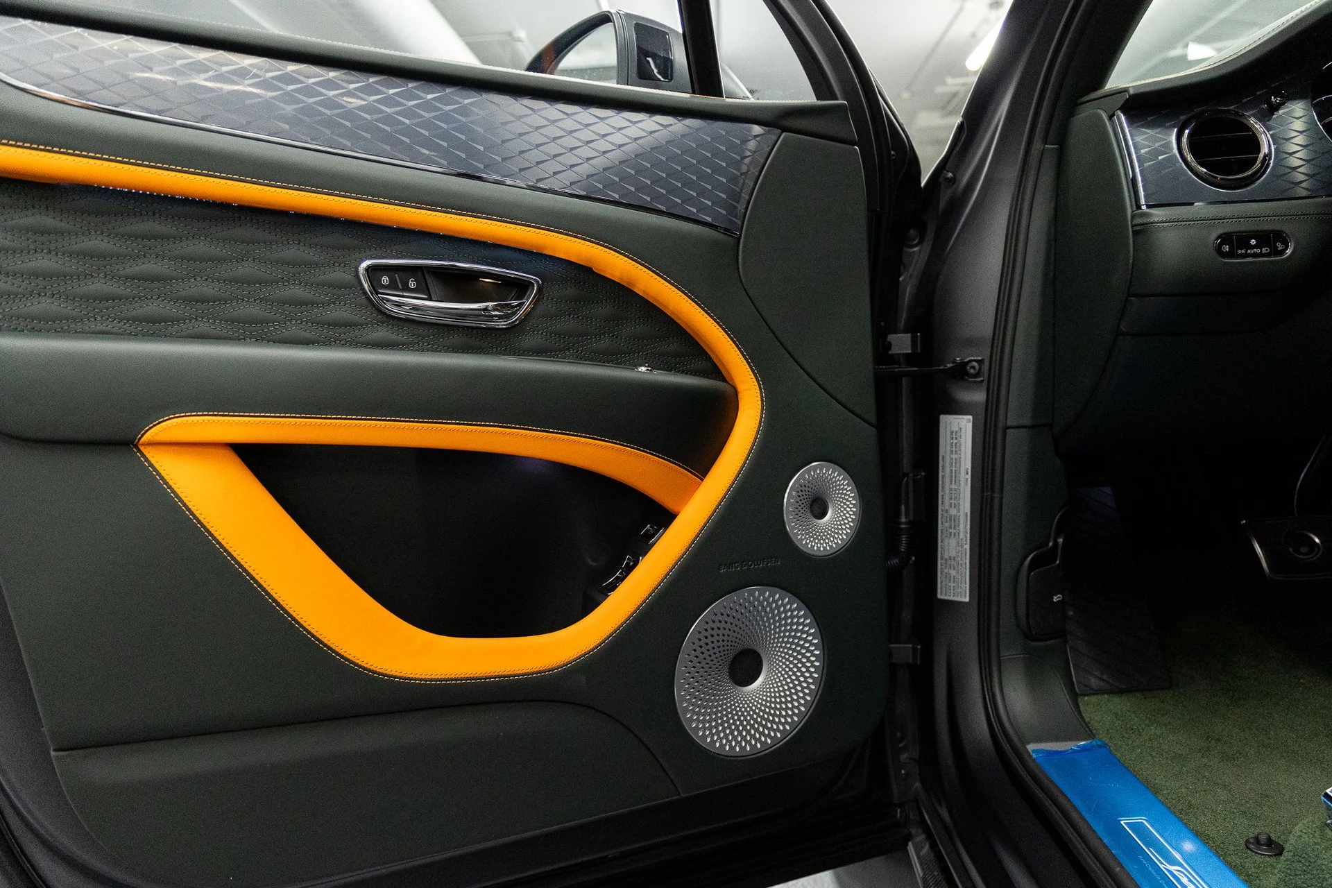 mph025_1402659307_16938440d801014f98535305312ecb9fx_90b1481e8e