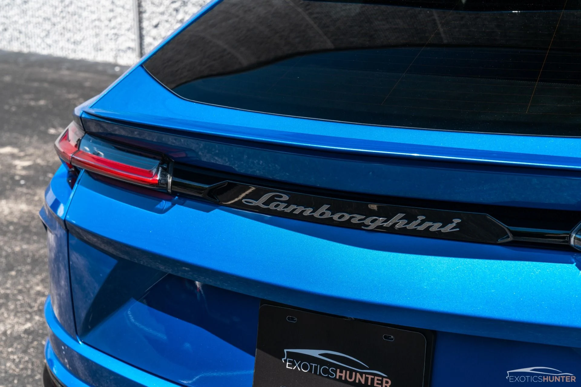 mph025_1403190090_Used_2019_Lamborghini_Urus_HIGH_266_K_Sticker_w_EVERY_Desirable_Option_1683572182_cf65bc4015