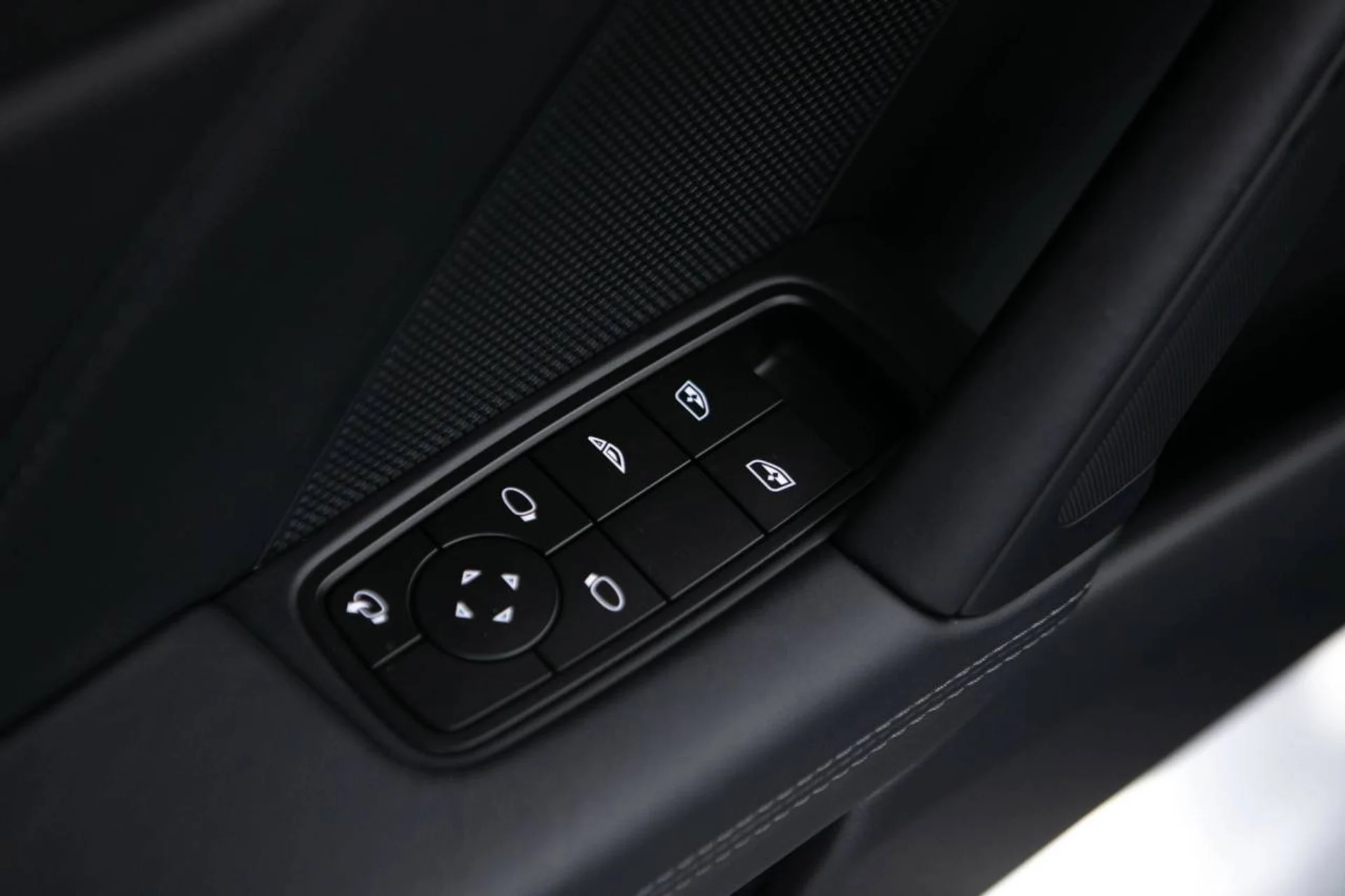 mph025_1403370666_1e4e49575ac3d90d423da325fcf963e1x_5971e6d8b2