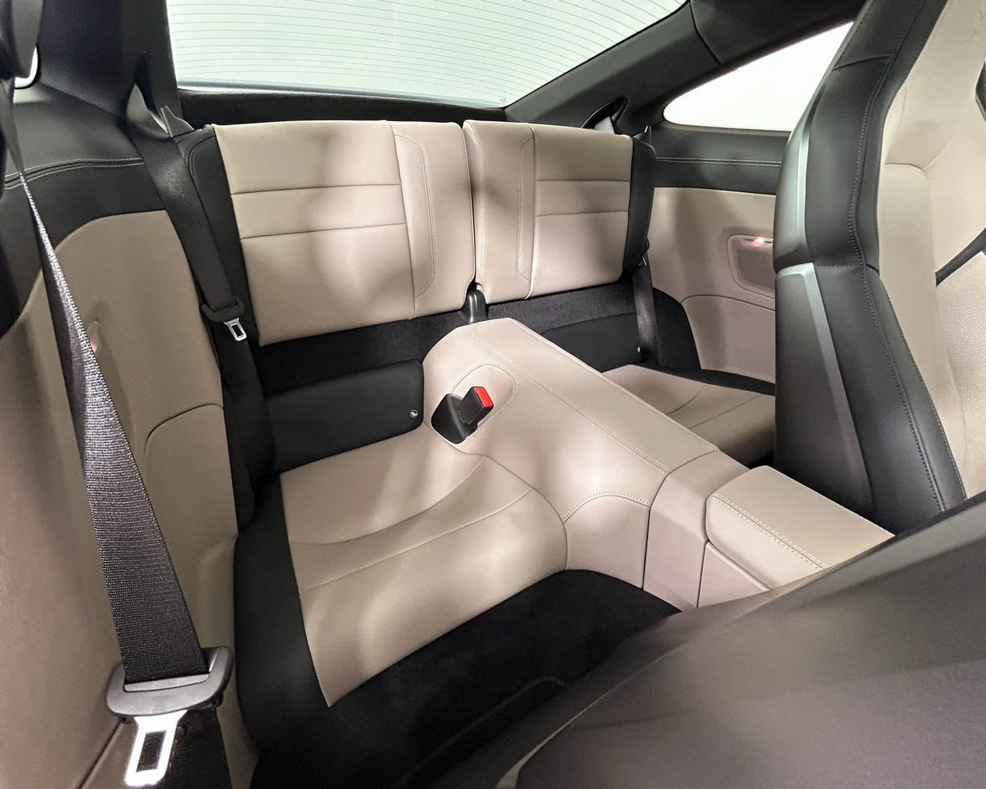 mph025_1405999548_650ba2344795415284727ab70b2739c0_184657f967