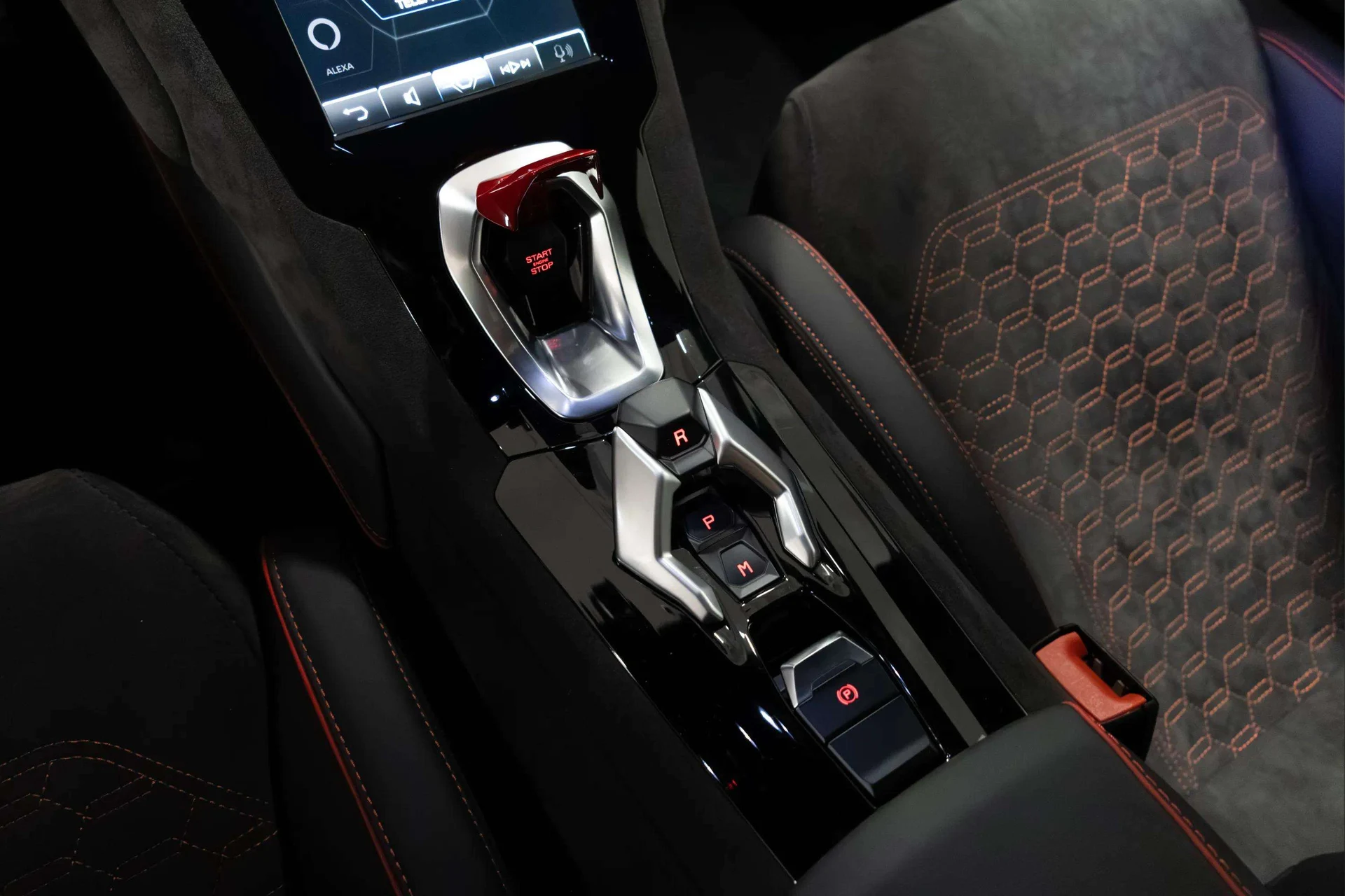 mph025_1406022647_e160d41e_df6c_4784_be82_7a52d2a56cc8_202320_Lamborghini20_Huracan20_Technica2028_ZHWCB_6_ZF_5_PLA_2458729_27_33e28bcc3a