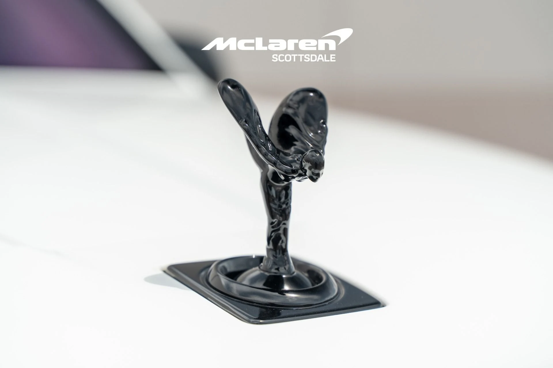 mph025_1412270685_Used_2023_Rolls_Royce_CULLINAN_1787000279_0542606a8a
