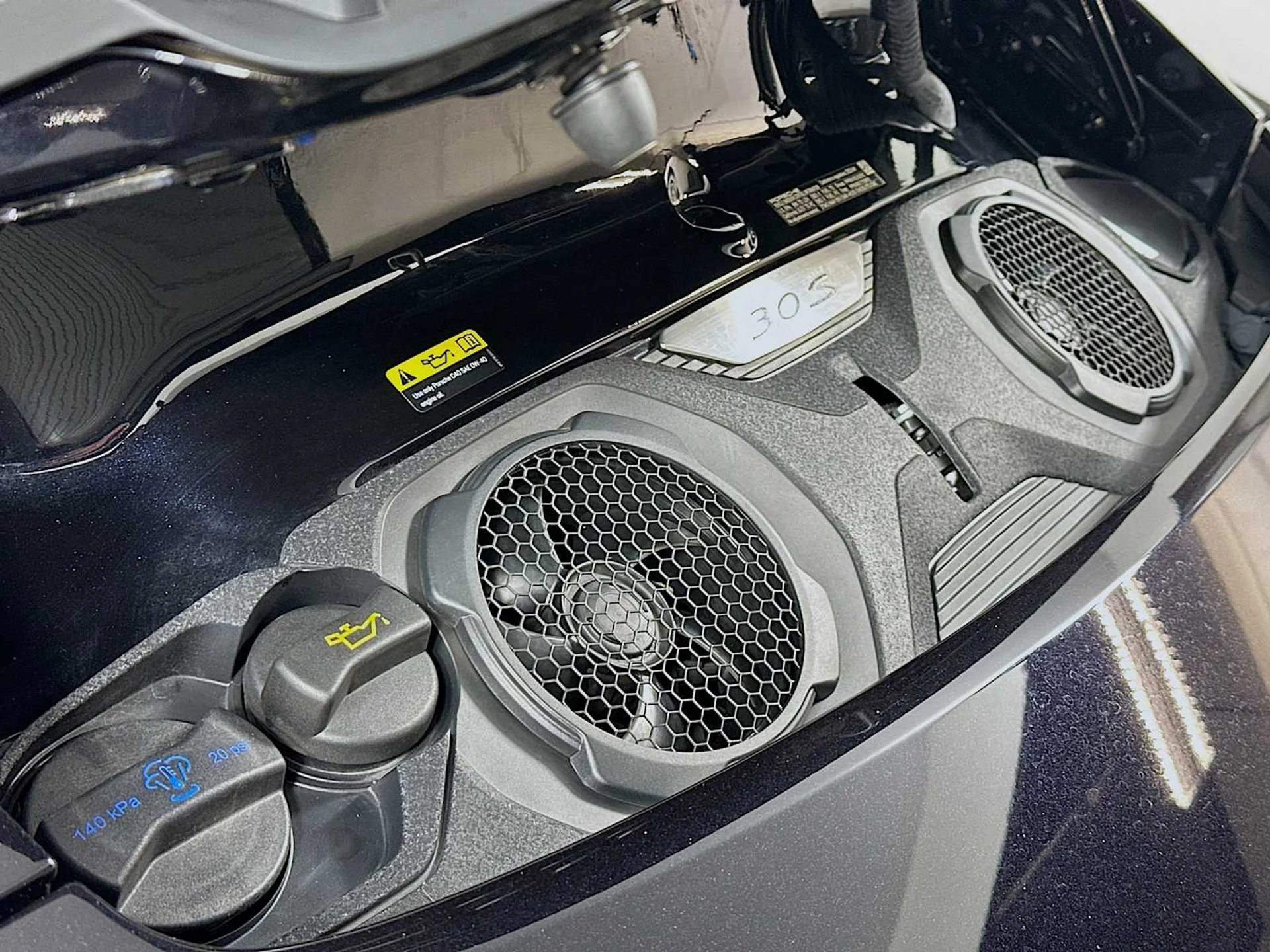 mph025_141722799_a79d6a7cde5045cd9d04a7c0cbe4c7c1_20e02b267b