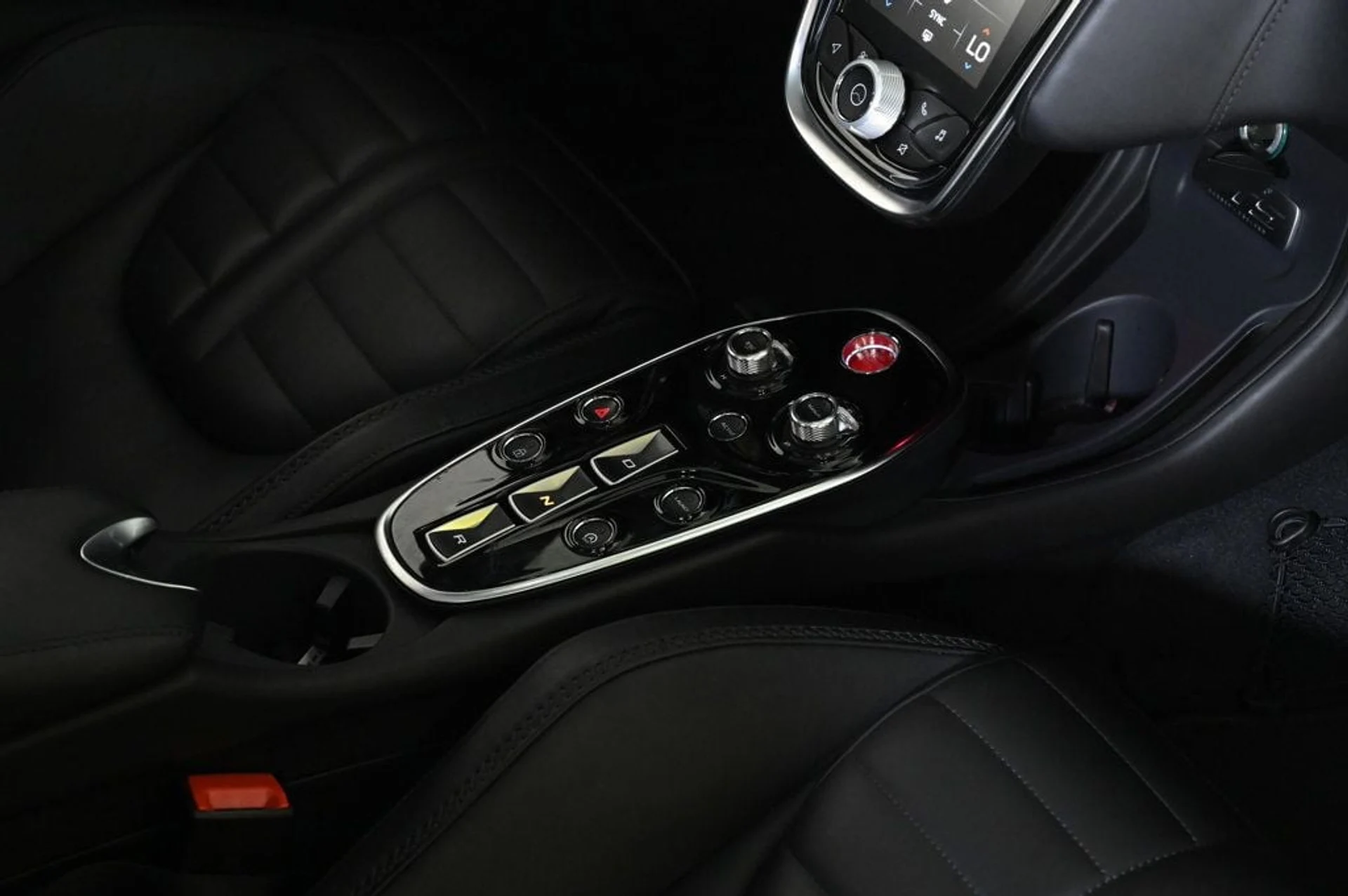 mph025_1420617303_used_2025_mclaren_gts_techlux_11350_22874219_25_1024_86d504d776