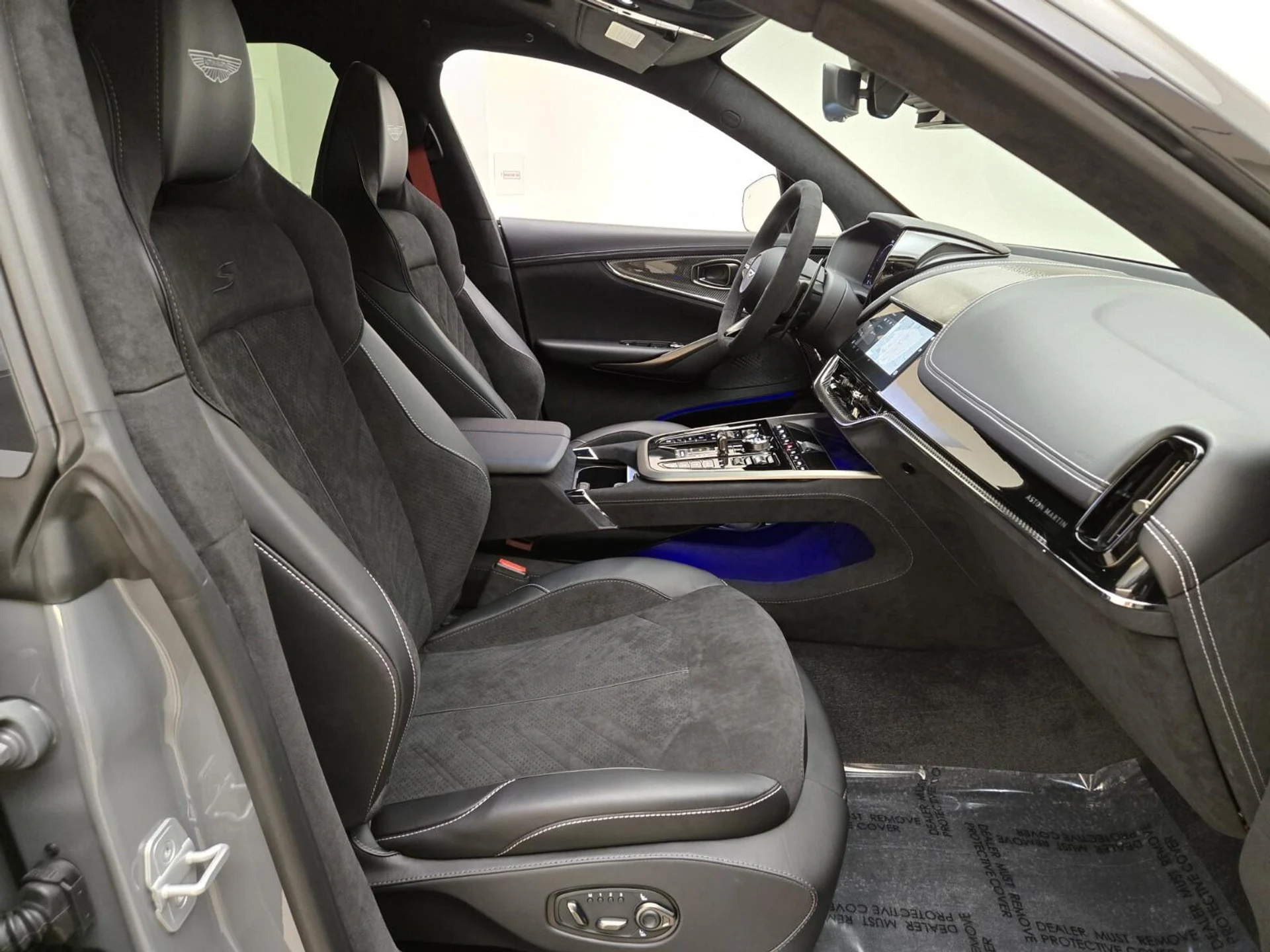 mph025_1442109013_New_2026_Aston_Martin_DBX_S_1776143669_e73d00d993