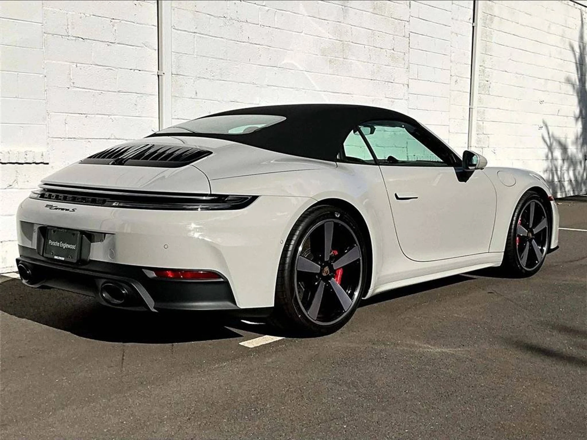 mph025_144563724_1280_478ea97ced