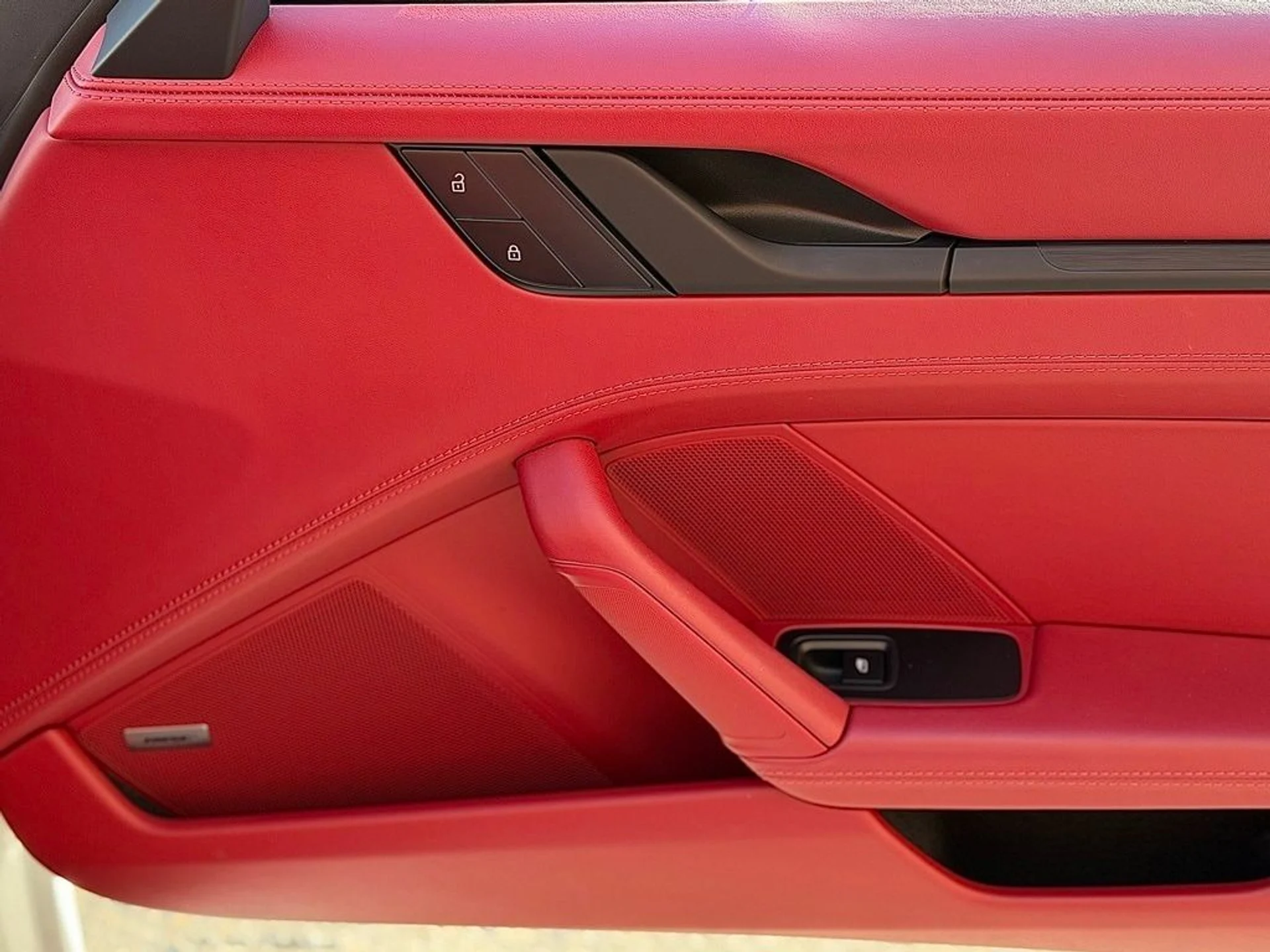 mph025_1448811398_b96fac34cebe6af59782f1f42f3887cdx_02e115a9a6