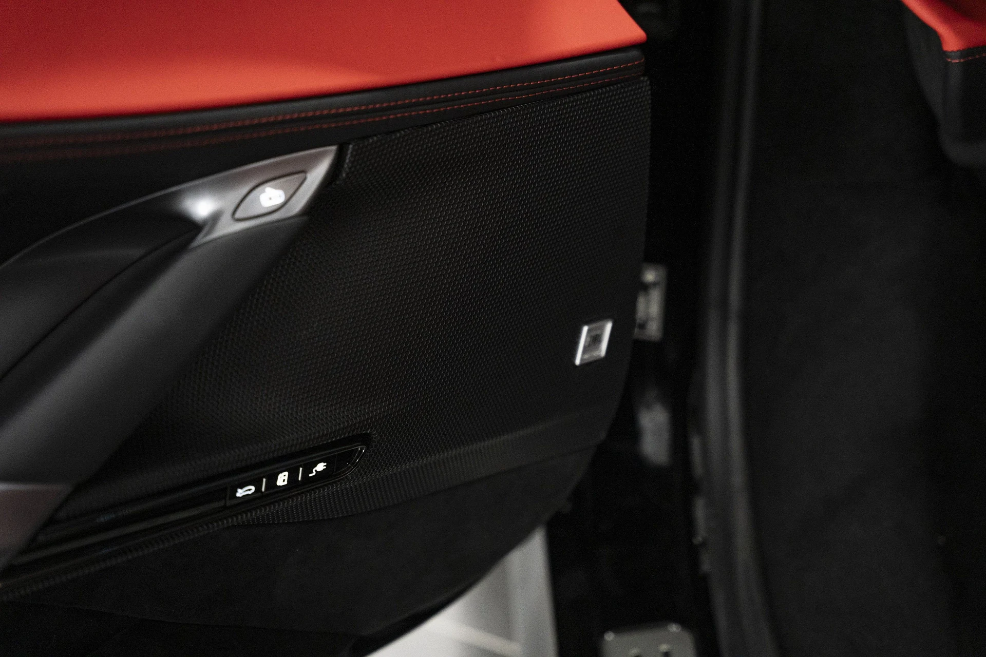 mph025_1450244391_02e88636bf5b4f87ab42c80c41d19f97_edfa6bf649