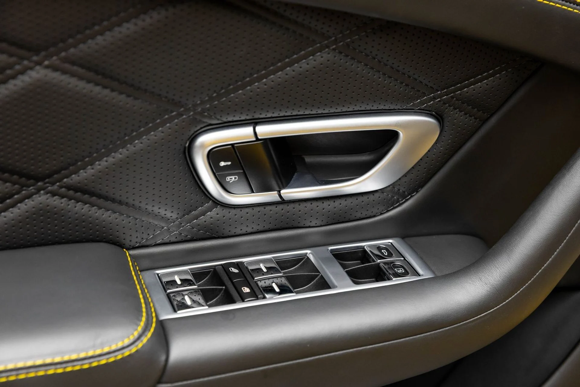 mph025_1454530160_26_902de8788e