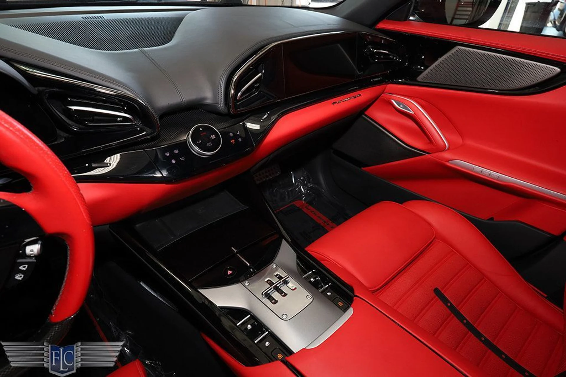 mph025_1459791345_used_2023_ferrari_purosangue_venuum_6305_23024500_26_1024_e2fa5ce7b0