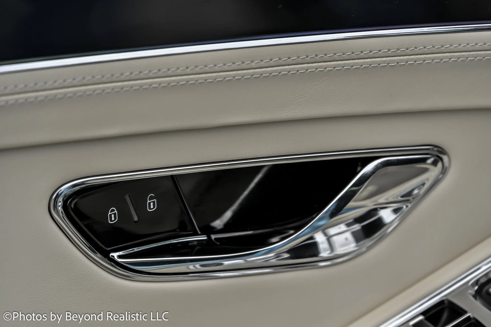 mph025_1461221399_5e6bb80c06315370a7f3a5cca428f53ax_e81dbbb746