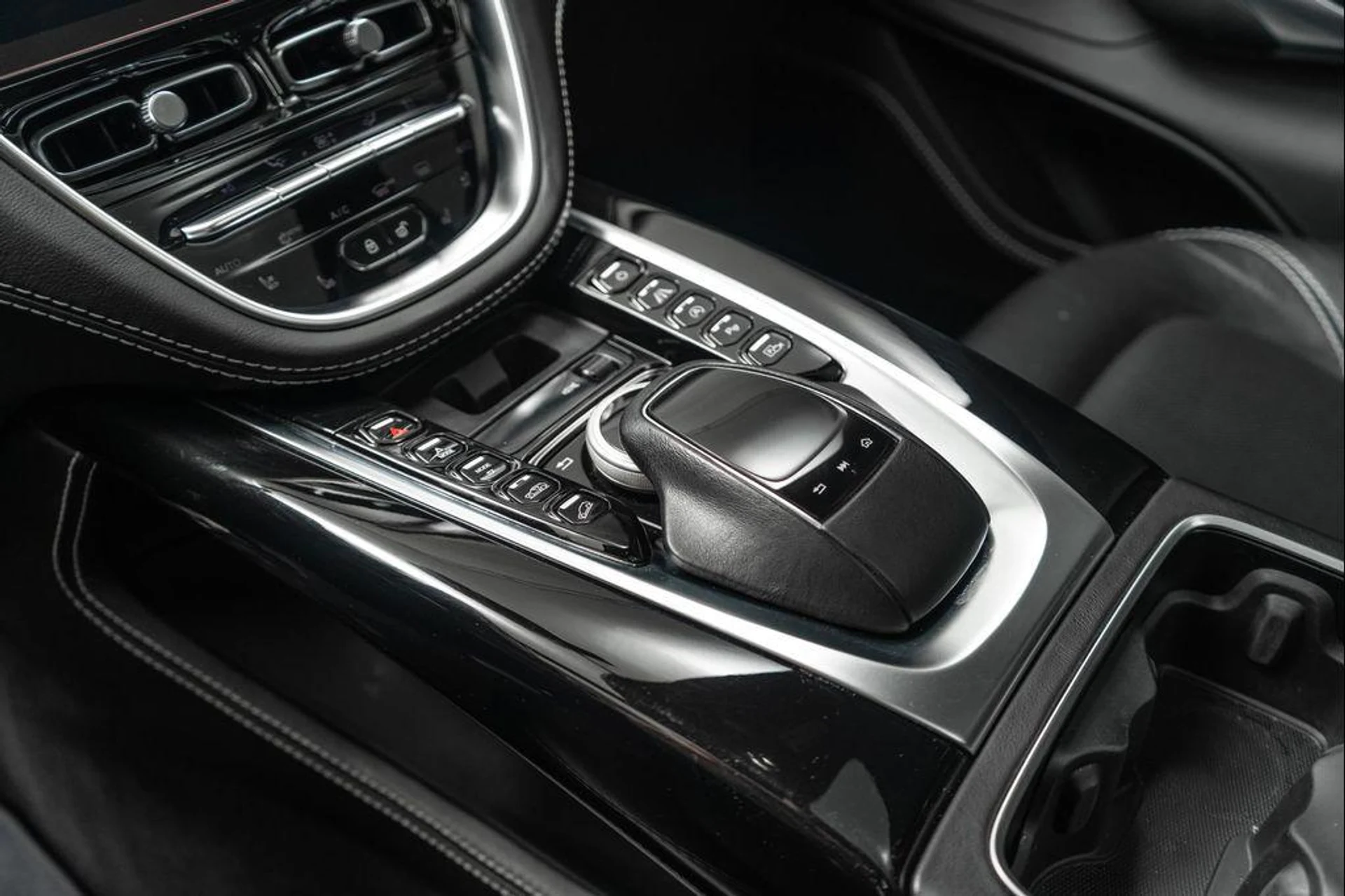 mph025_1466119761_i_De_Ba_SBL_1at_A_Cq_Po1ot_X_Oeg_Oxw_4cb35d6754