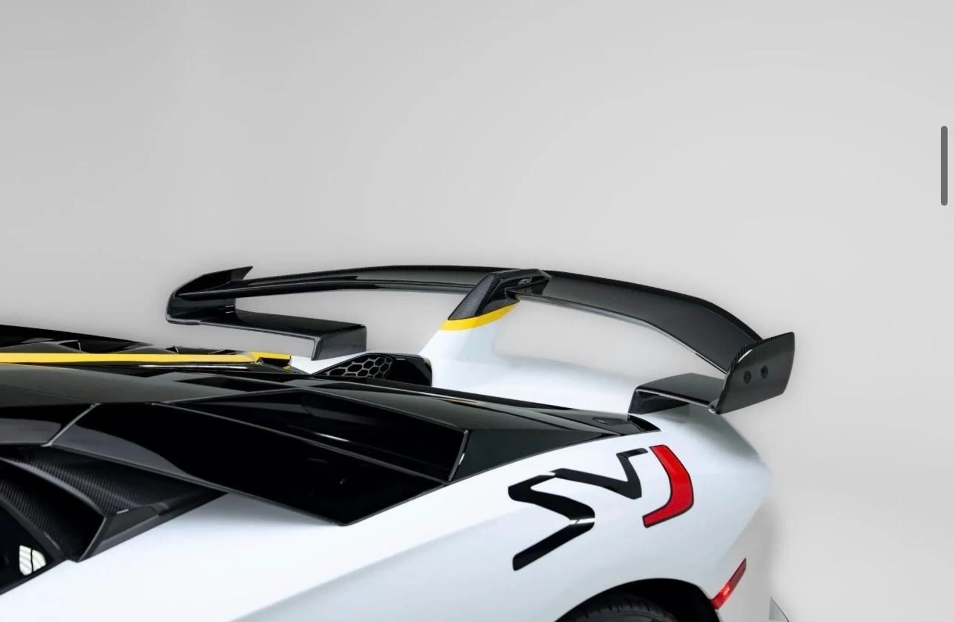 mph025_1468771749_Used_2021_Lamborghini_Aventador_SVJ_LP_770_4_SVJ_1780076945_d71fc4be79