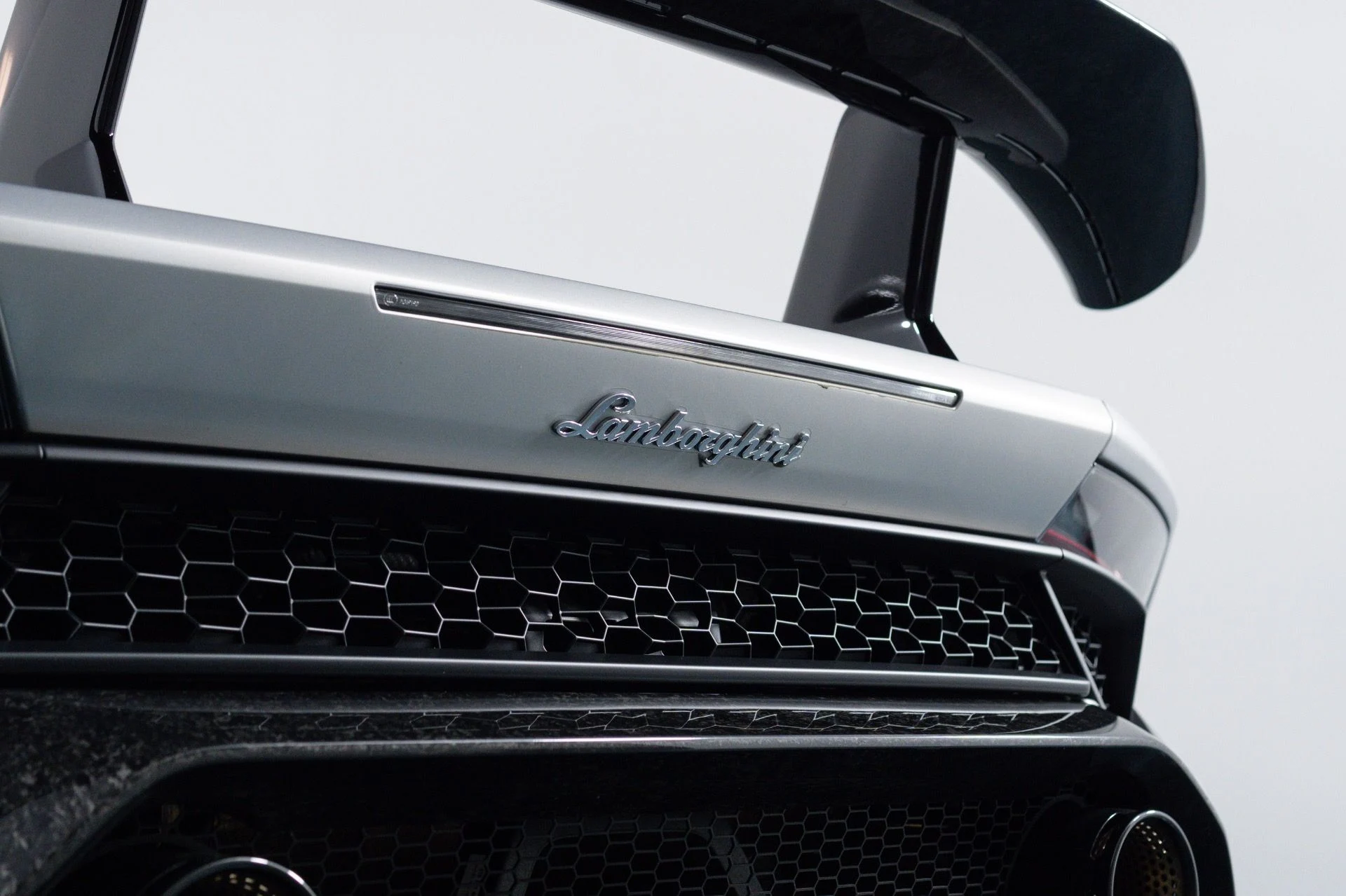 mph025_1478874397_Used_2018_Lamborghini_Huracan_Performante_Spyder_1781732323_862c20e12b