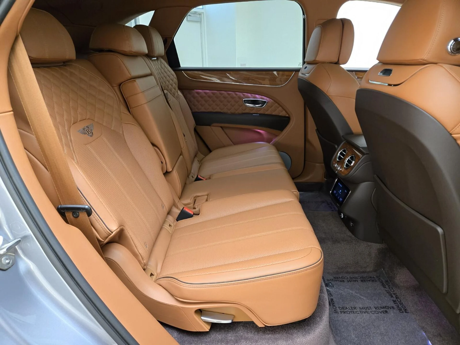 mph025_1479428280_Used_2022_Bentley_Bentayga_V8_1766558887_98a025da10