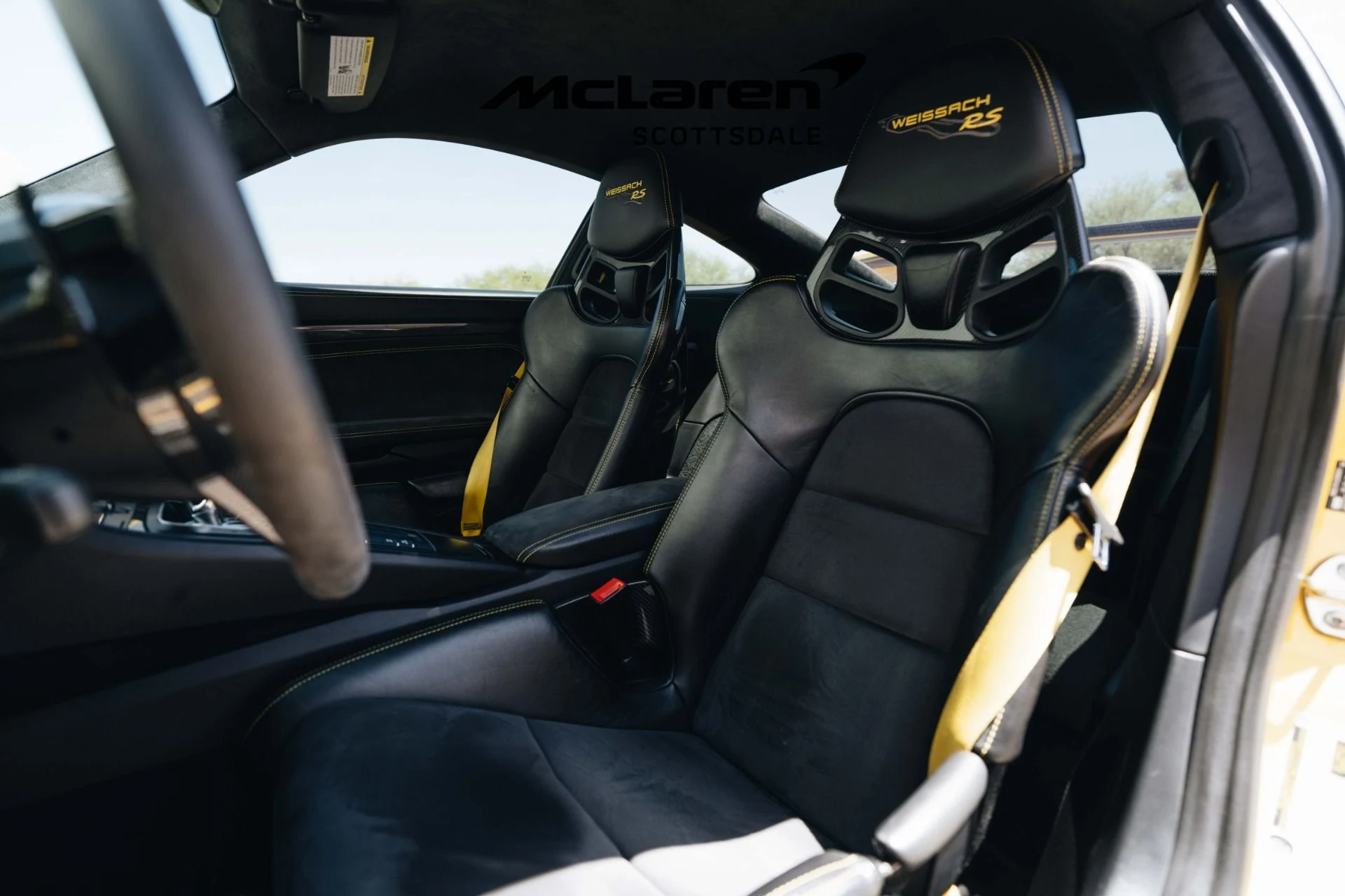 mph025_1487319246_Used_2018_PORSCHE_911_GT_2_RS_1746157712_b6754ec583