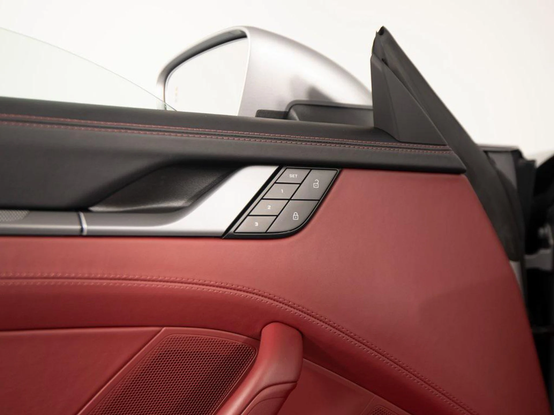 mph025_1488636272_7j_FGL_Sv_ZN_Kc_Ek_Z_Tob_Nu_H9_Sw2_W4_55e0f6e1ec