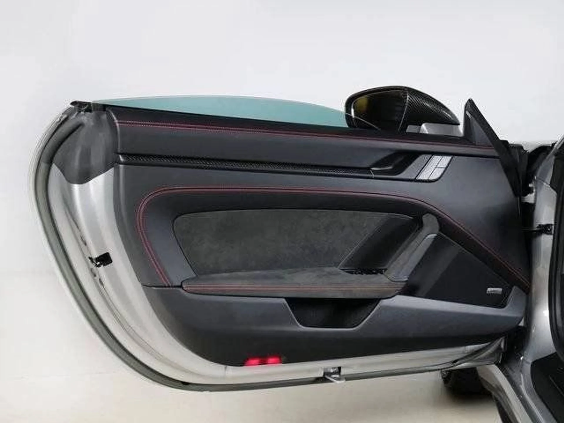 mph025_1496160553_e18e7aaae69ba600e99c84ef3f2fb86c_219d0d0a0f