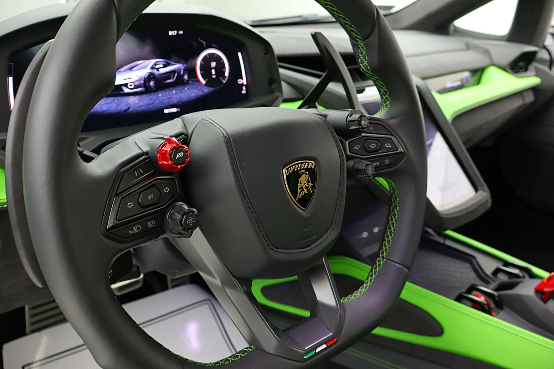 mph025_1498445308_Used_2026_Lamborghini_Temerario_LEASE_OPTIONS_AVAILABLE_386706d229