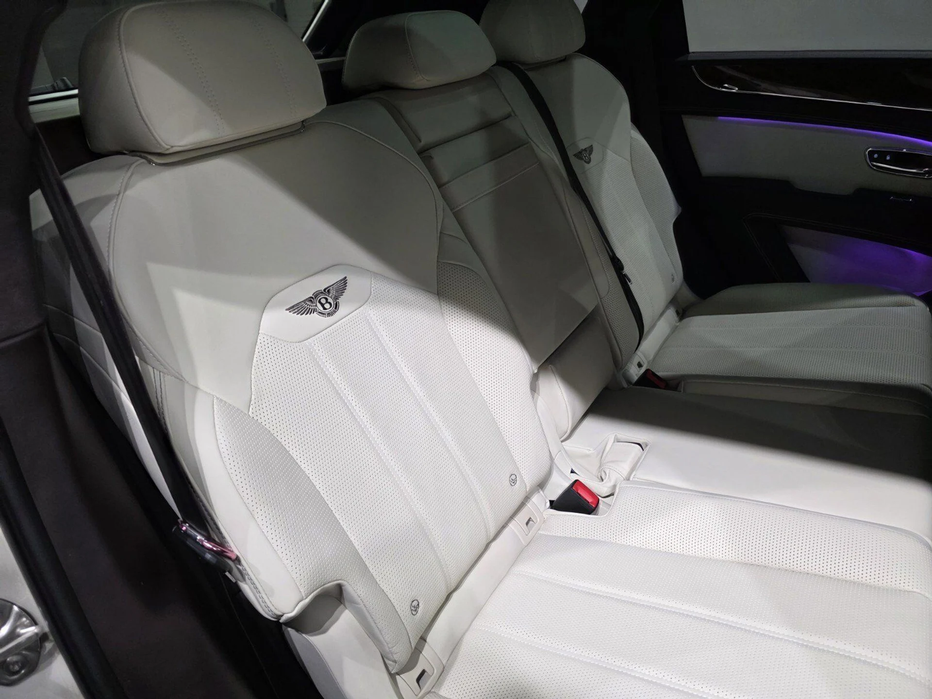 mph025_151446710_467c98b303e22df7ba2323aae7385842_626d3dbb06