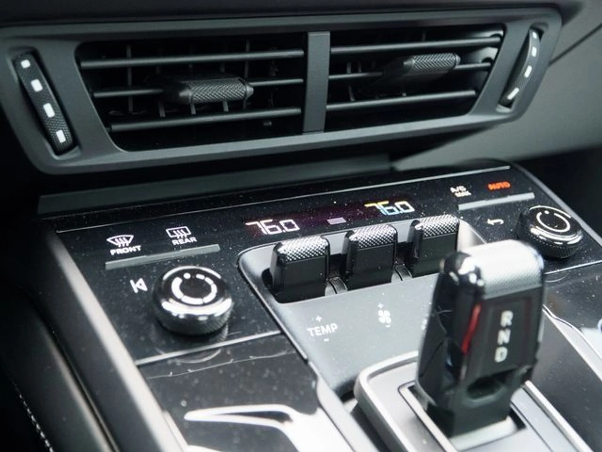 mph025_1523693464_72f72fda3b972ee57b5a847a0ca697cc_01596ea884