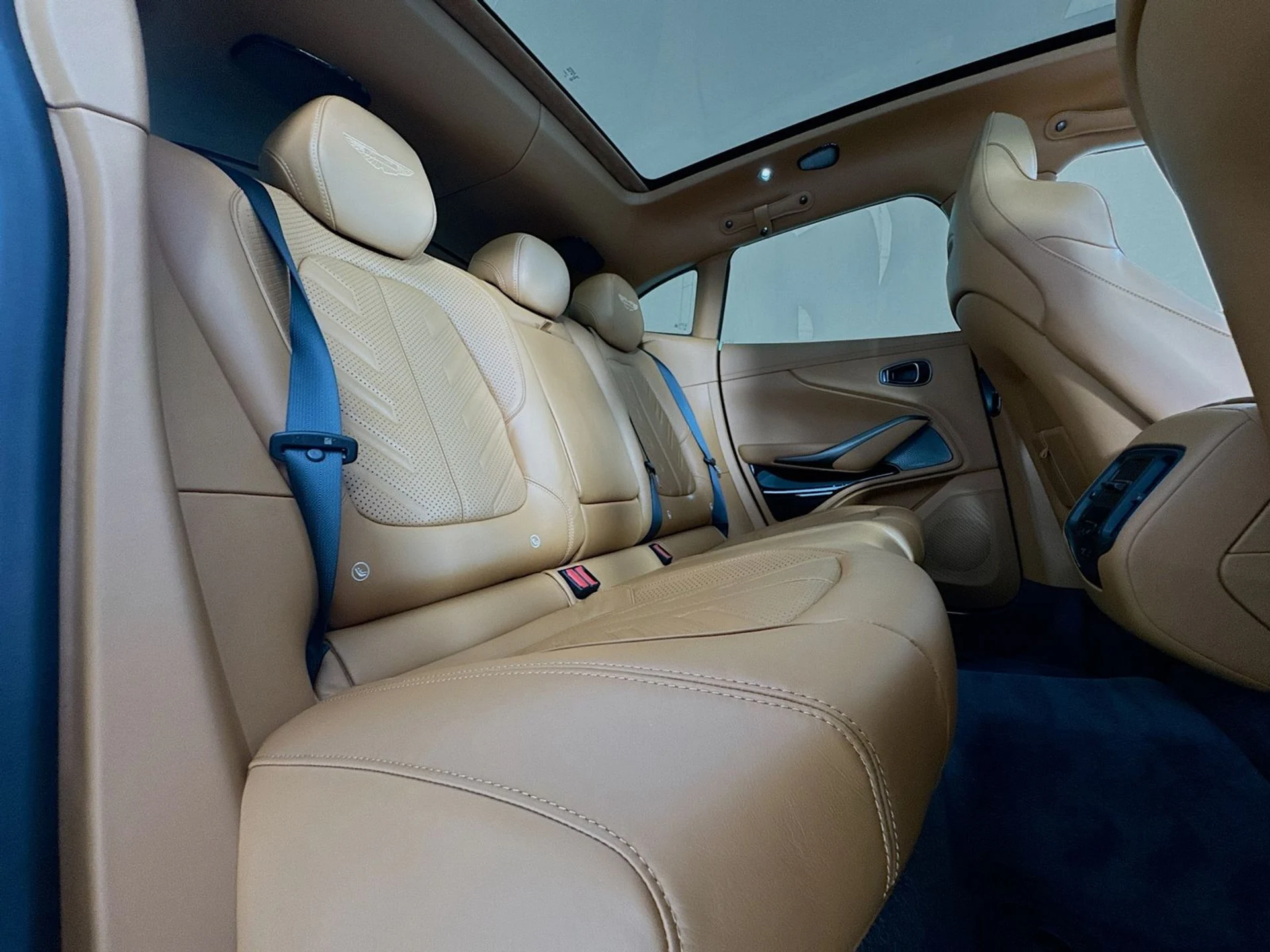 mph025_1528404134_1ce0d3f1911c8ed6a5a1c324a18b6eabx_c7b78f169d