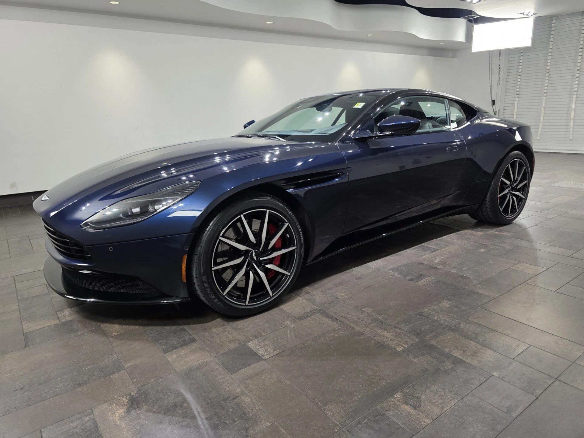 mph025_153226768_1a84640b44228111ec9f21eb57c67450_646bc0b884