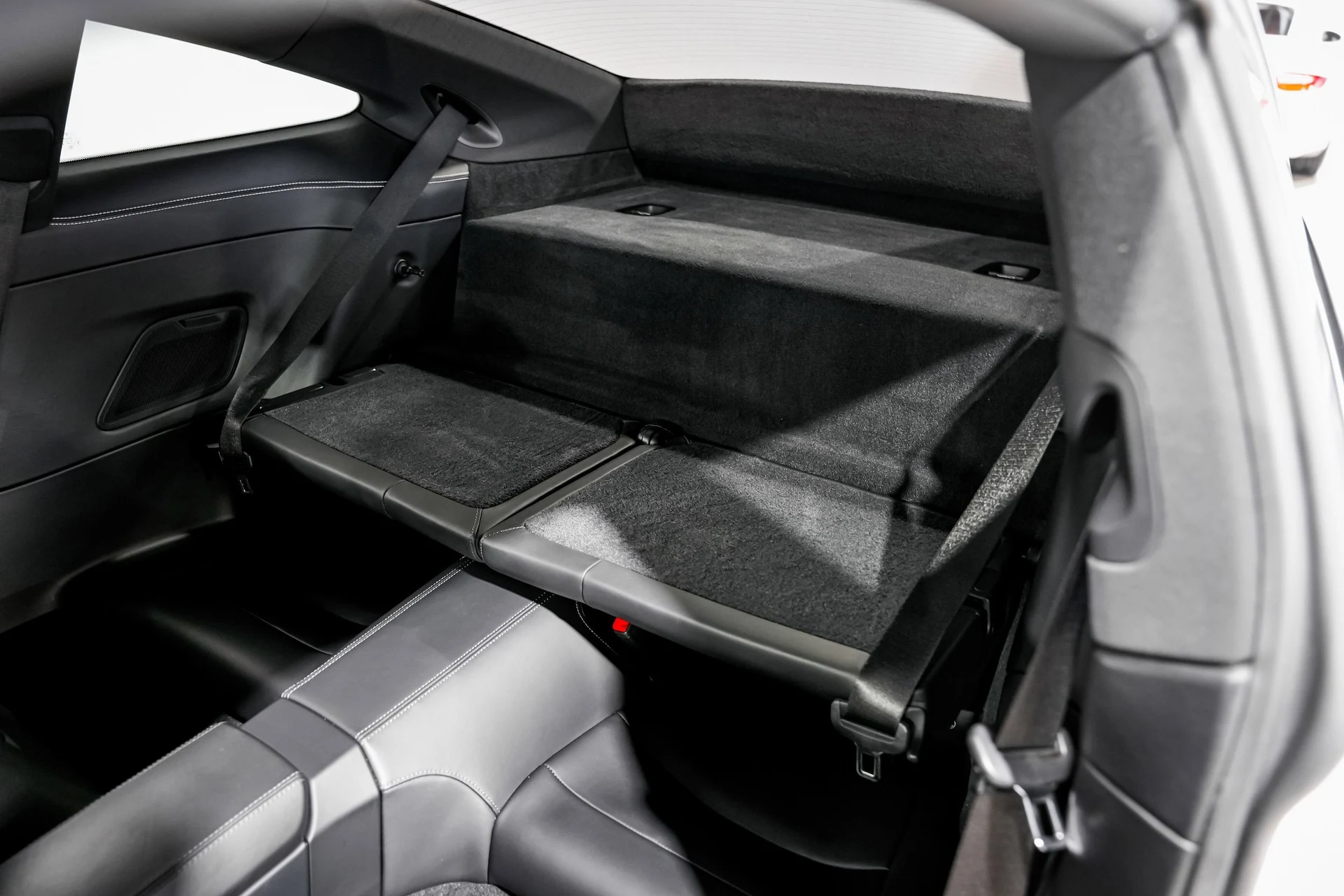 mph025_1532872611_640b8d4c1d9a137e5b61773d06318693x_67c7cfe510