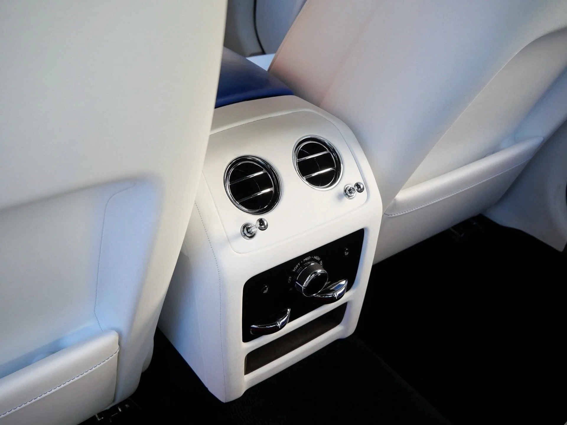 mph025_1540361165_af000f4bb32b53dd6fbcc82499077d62x_cd79a1caef