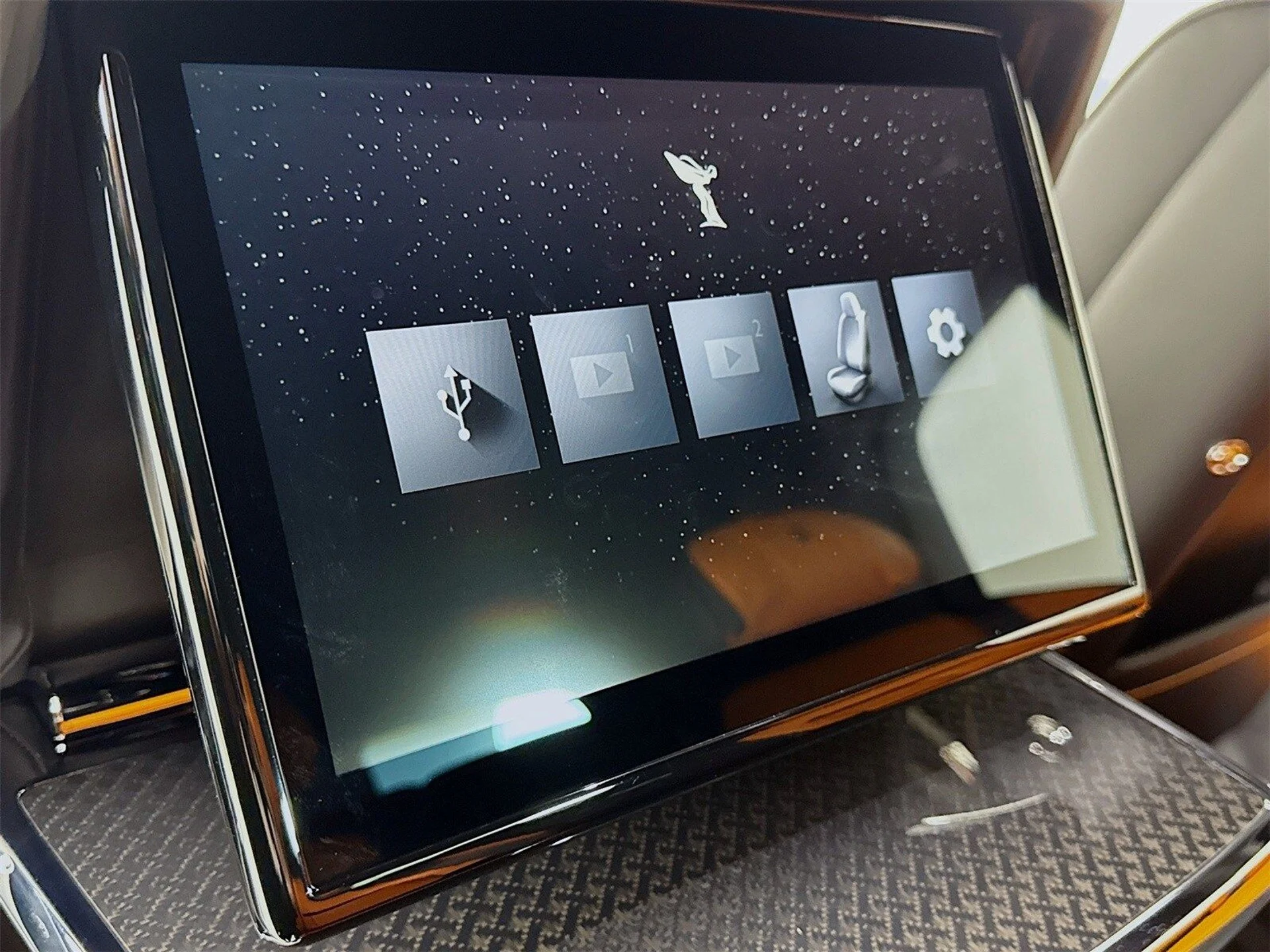 mph025_1544611251_e3d317c681ff7a54a16332c743107c84x_cf6d2a248c