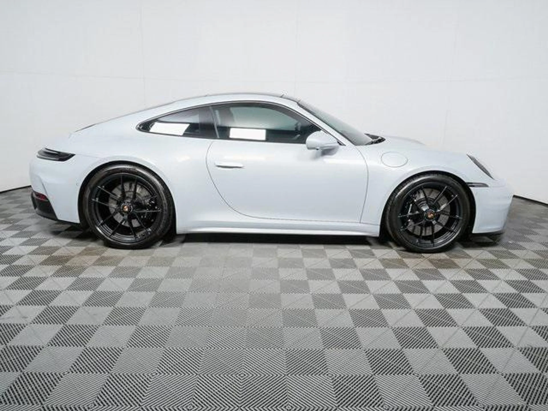 mph025_1550484914_4_P_Cp_Tofx_Zu_Ss05n_Kj_Nhyx1_D_Cg_Ys_48ee856893