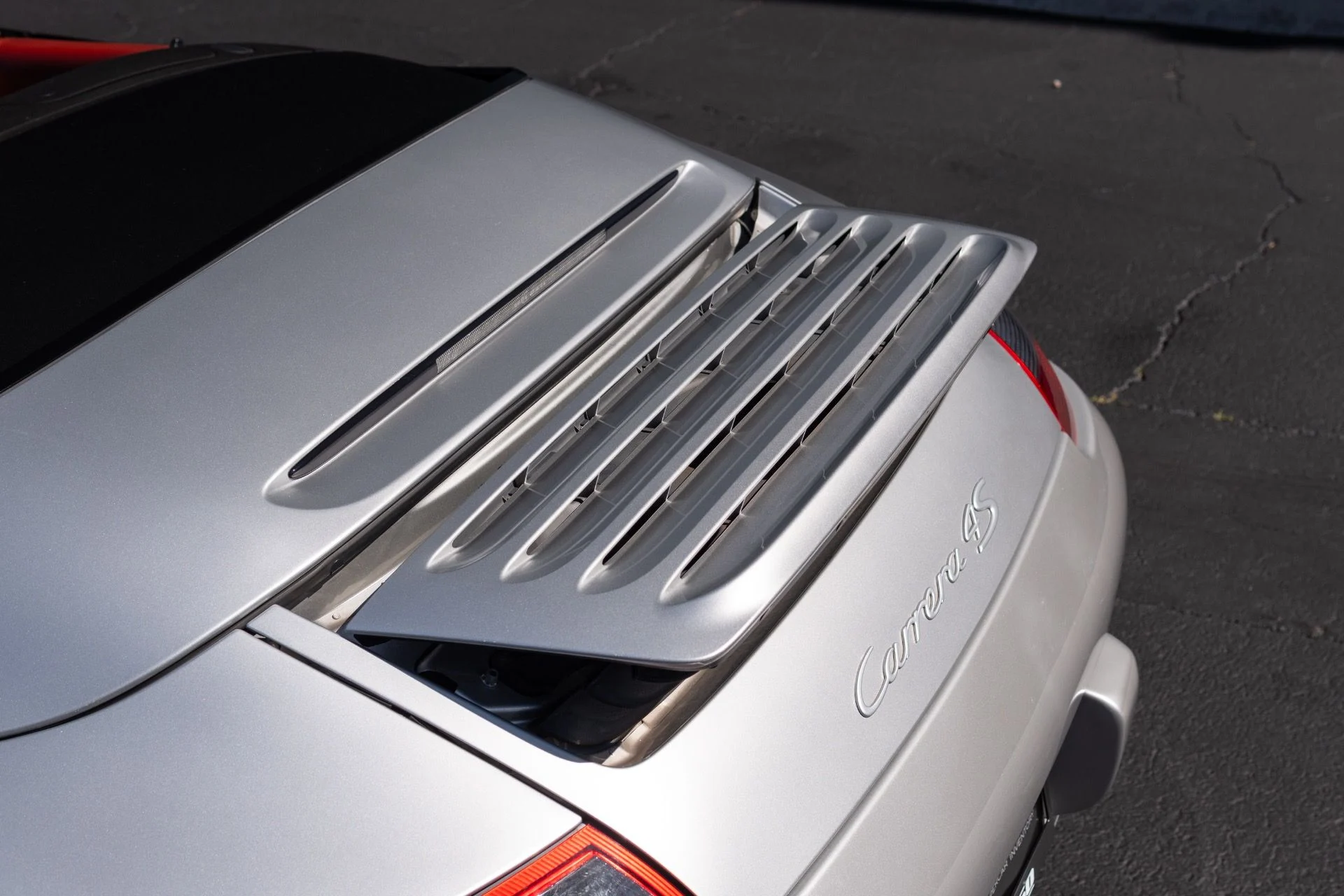 mph025_1556372101_Used_2006_Porsche_911_Carrera_S_1770441692_592fc881b3