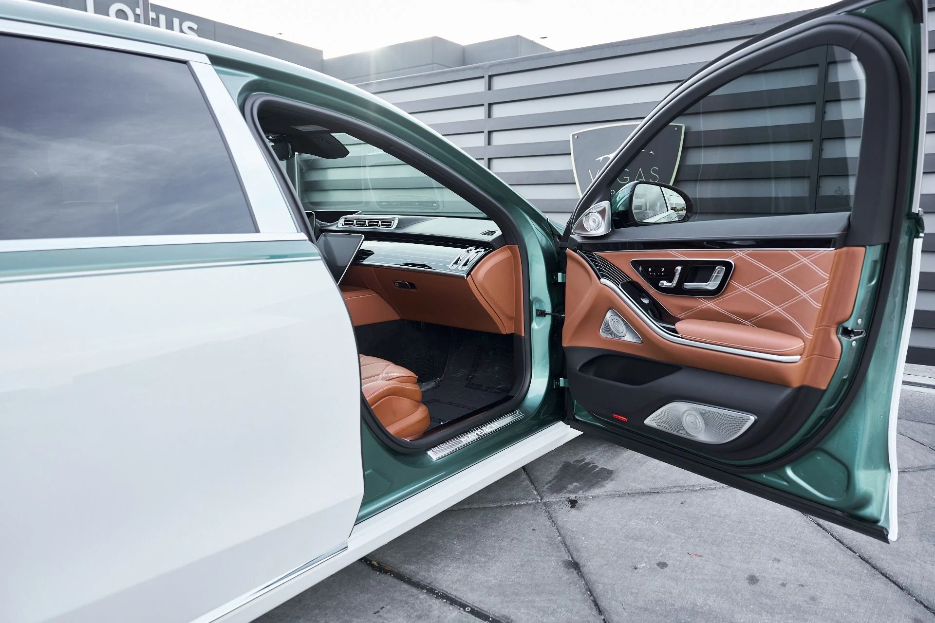 mph025_1557314312_Used_2026_Mercedes_Benz_S_Class_Maybach_S_680_1769716655_600de7d67a