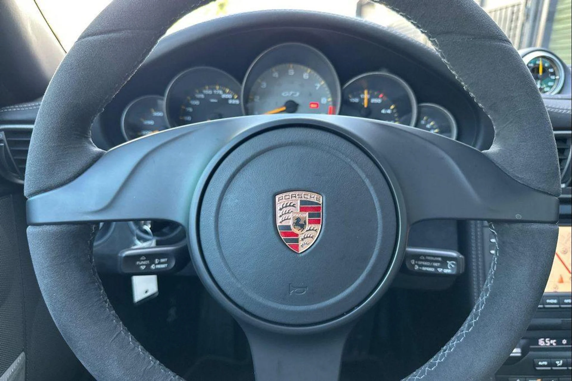 mph025_1559167359_ccue_H_Rg_ZR_Fjm_Nhdd_euitc_Yse_U_9e6840c747