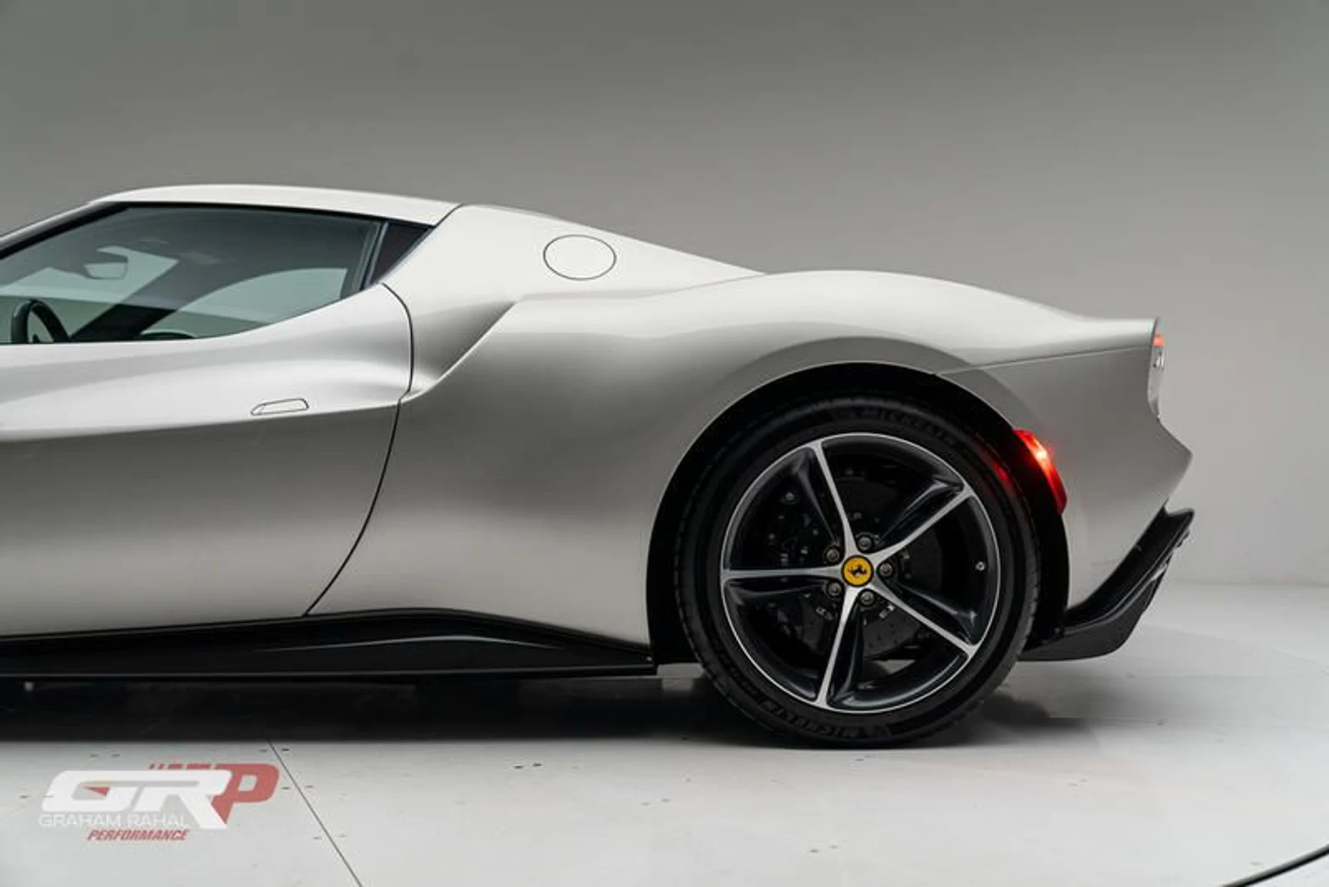 mph025_1560829290_9_E49_ADB_9_C29_D_4_D08_97_E4_152525_FDE_962_7a5b7f06df