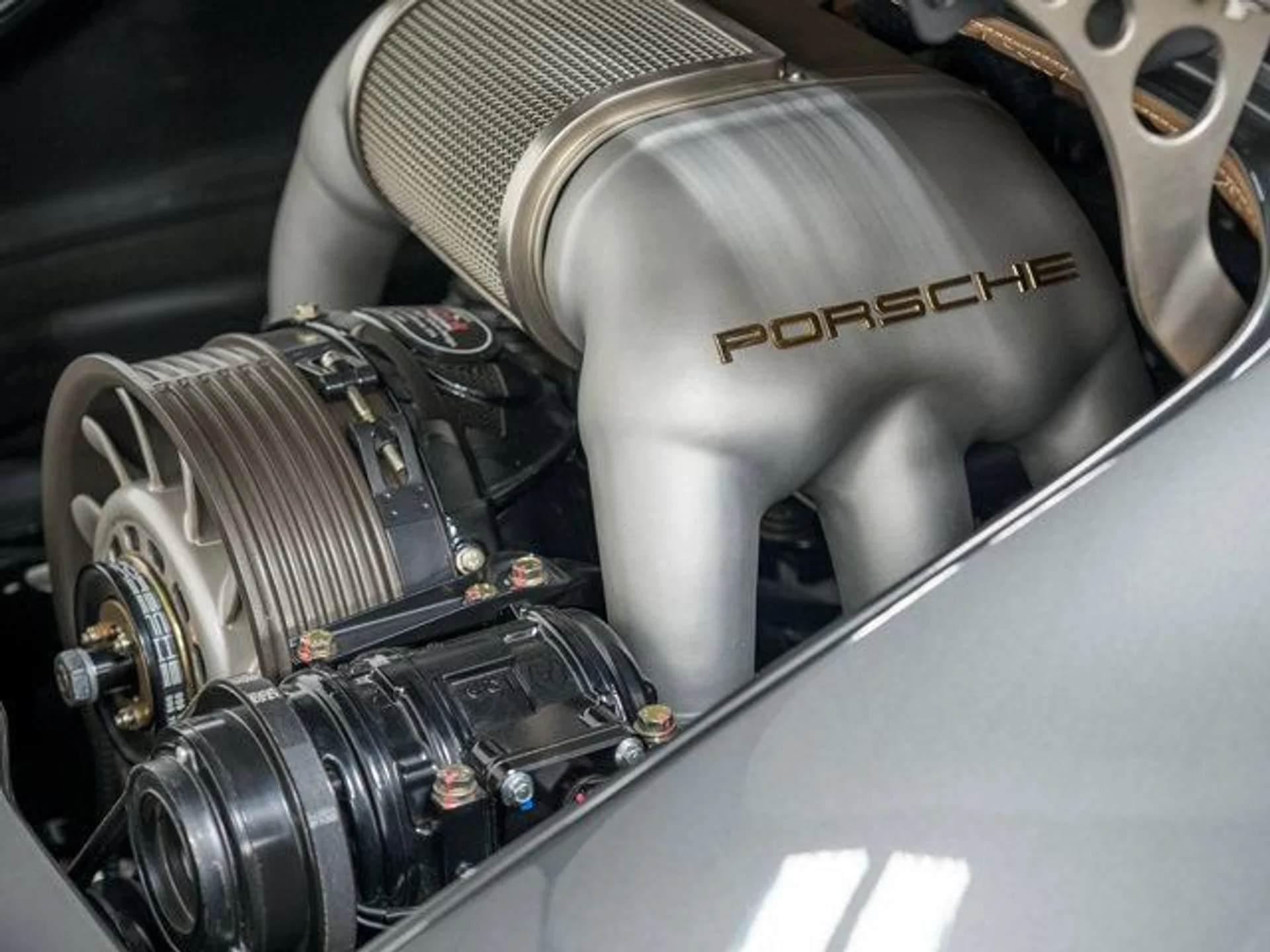 mph025_1563857198_N_Xj_AR_7_UZ_4_A6w_SYR_Os0_Tu_ccg_XE_df57613239