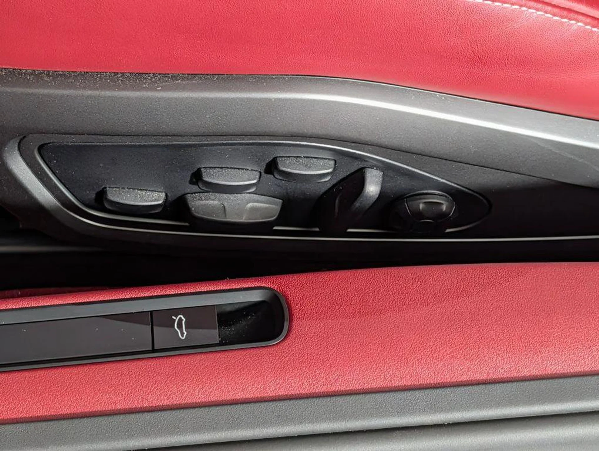 mph025_1570447040_kab_Du8to_Wur1q_Dp_D_Jj_0n_W0b_MUE_3d7fb4e425