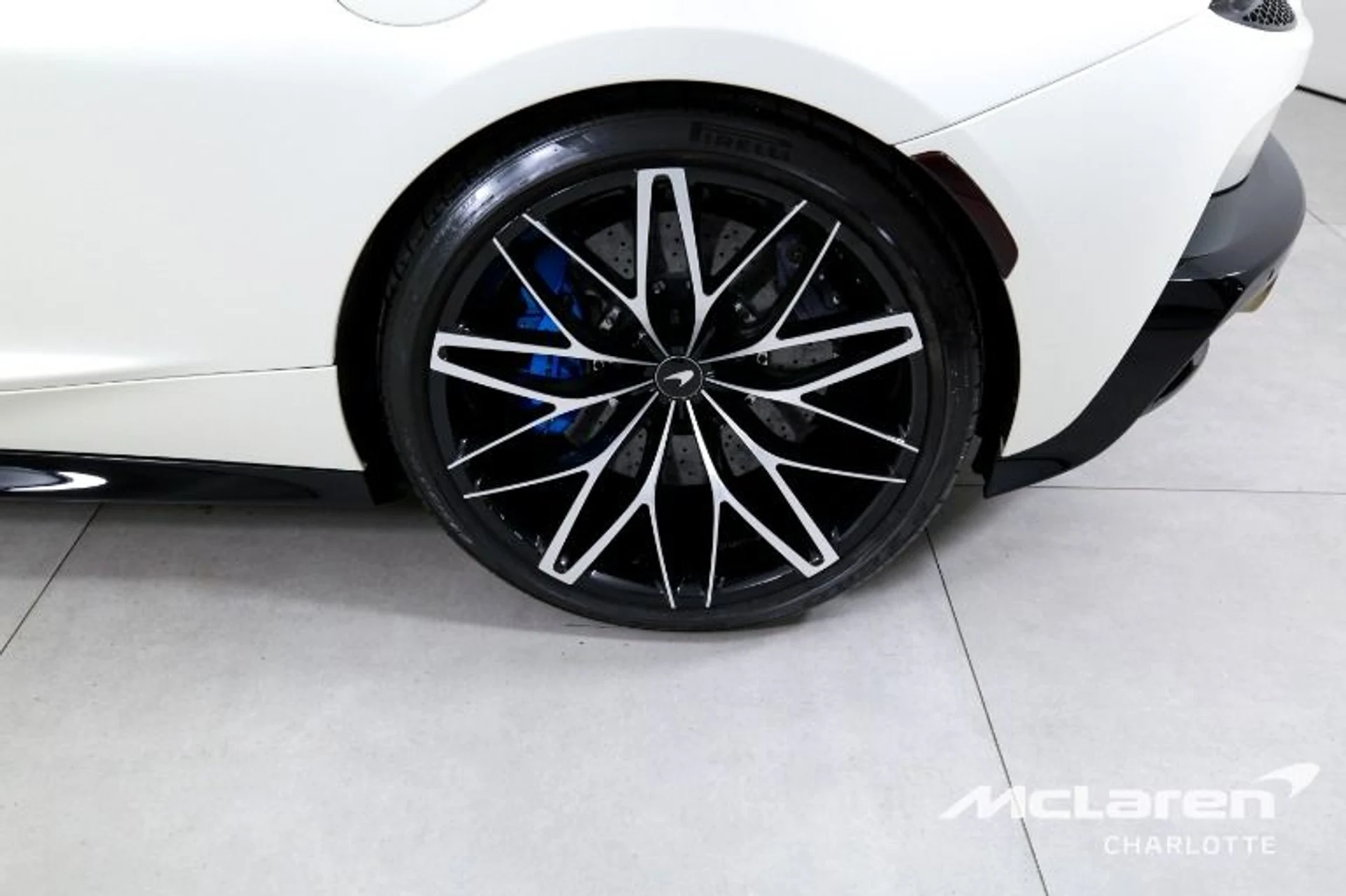 mph025_1584293692_Used_2022_Mc_Laren_GT_8027d35988