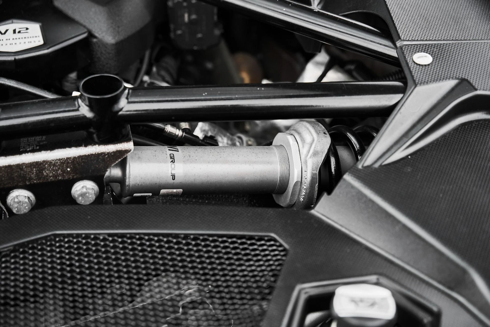 mph025_158519354_Used_2018_Lamborghini_Aventador_S_Base_1775006849_7110054f3b