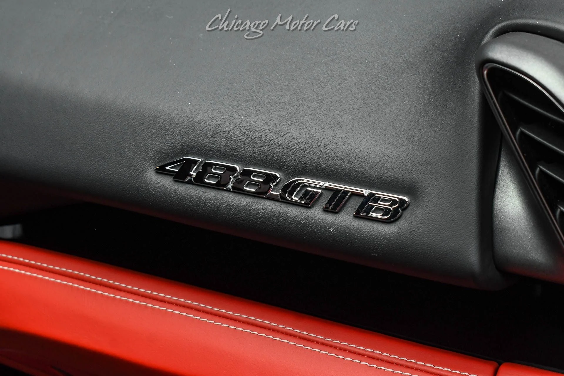 mph025_1589177215_13376_p26_l_cd2ec59c2b