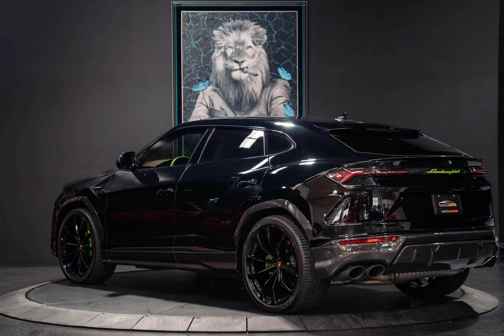 mph025_1592751005_Used_2022_Lamborghini_Urus_FULL_CARBON_EXTERIOR_MASSIVE_MSRP_1786214516_e6757a0b84