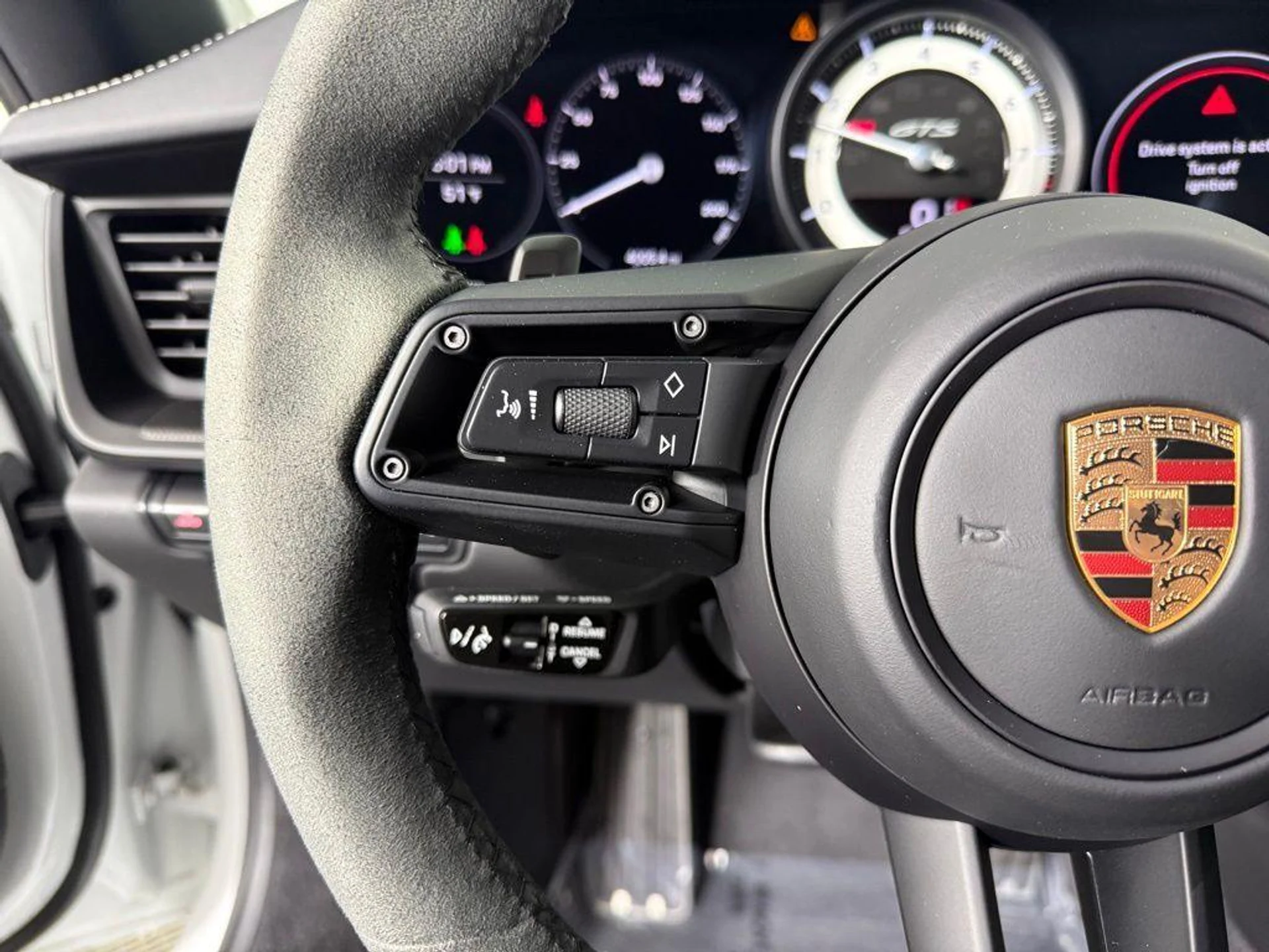 mph025_1592907957_Wkc1_KJUO_Sl2_ECA_Vm_X2_Acw2_W_Bst_A_38fb7ea63d