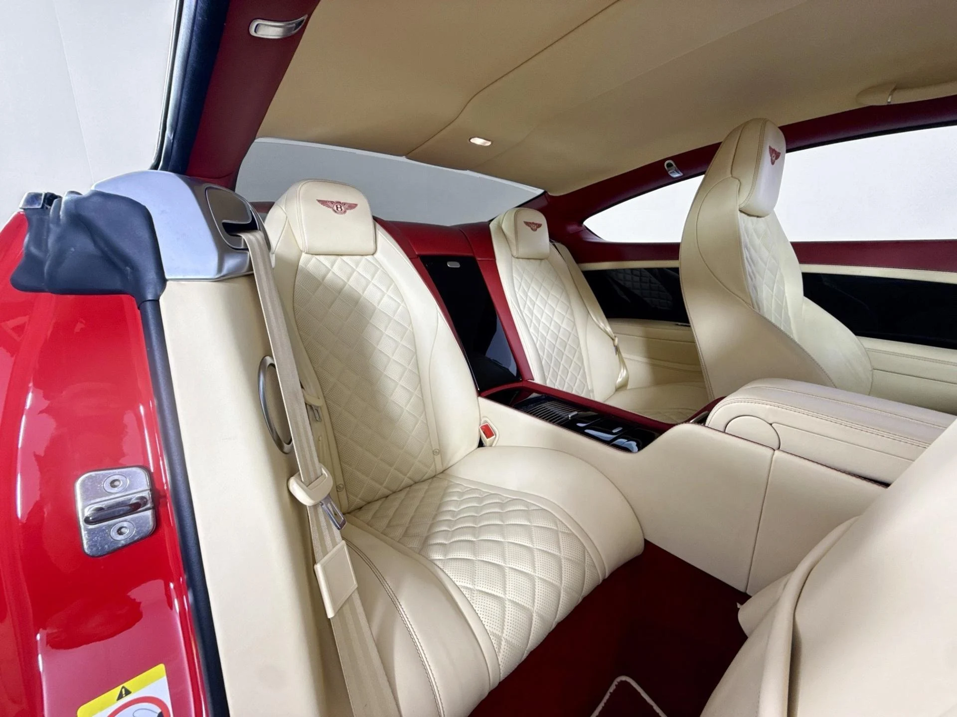 mph025_1598719820_Used_2017_Bentley_Continental_GT_1784665779_a2a0004ad1
