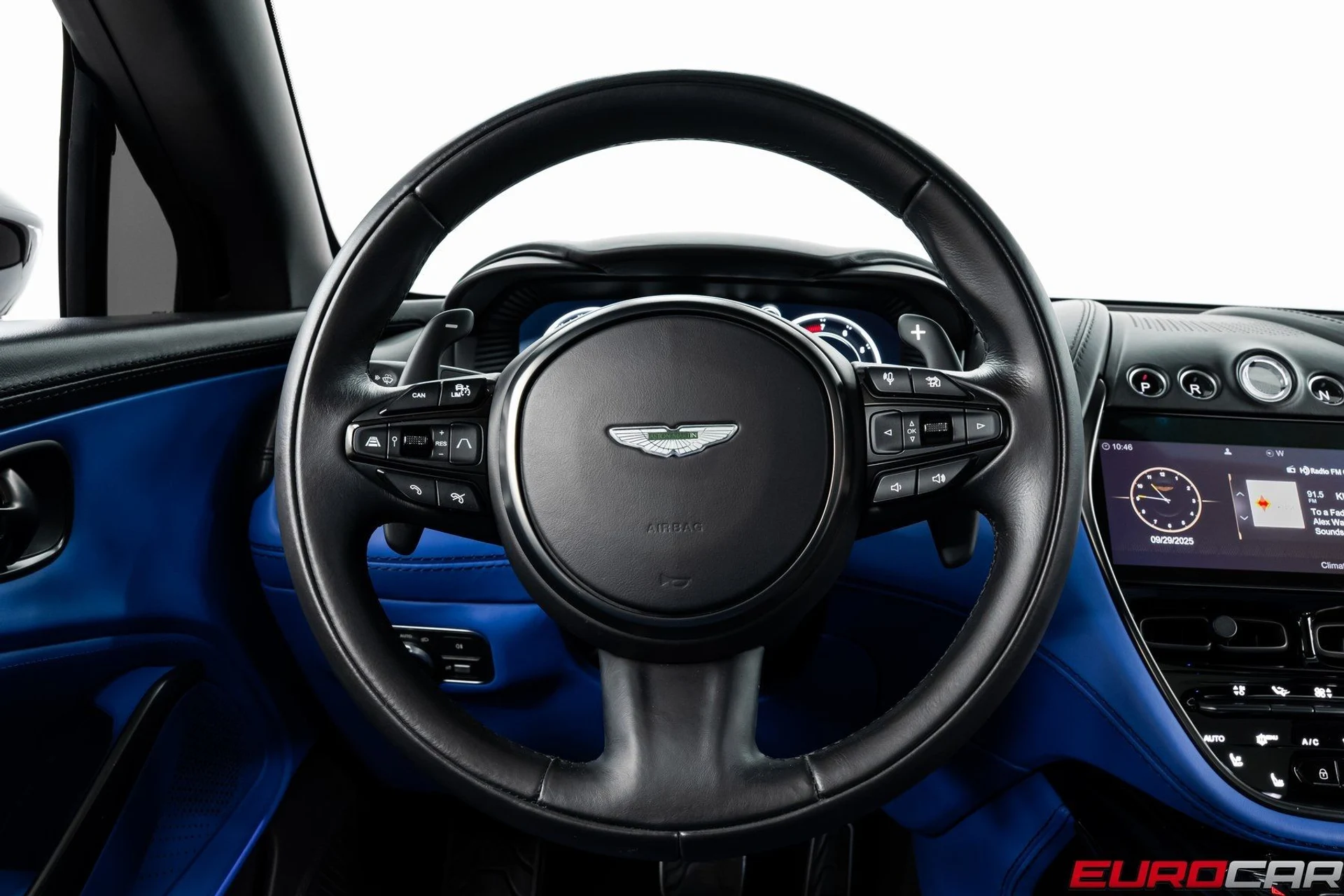 mph025_160780505_image_26_cc34e34386