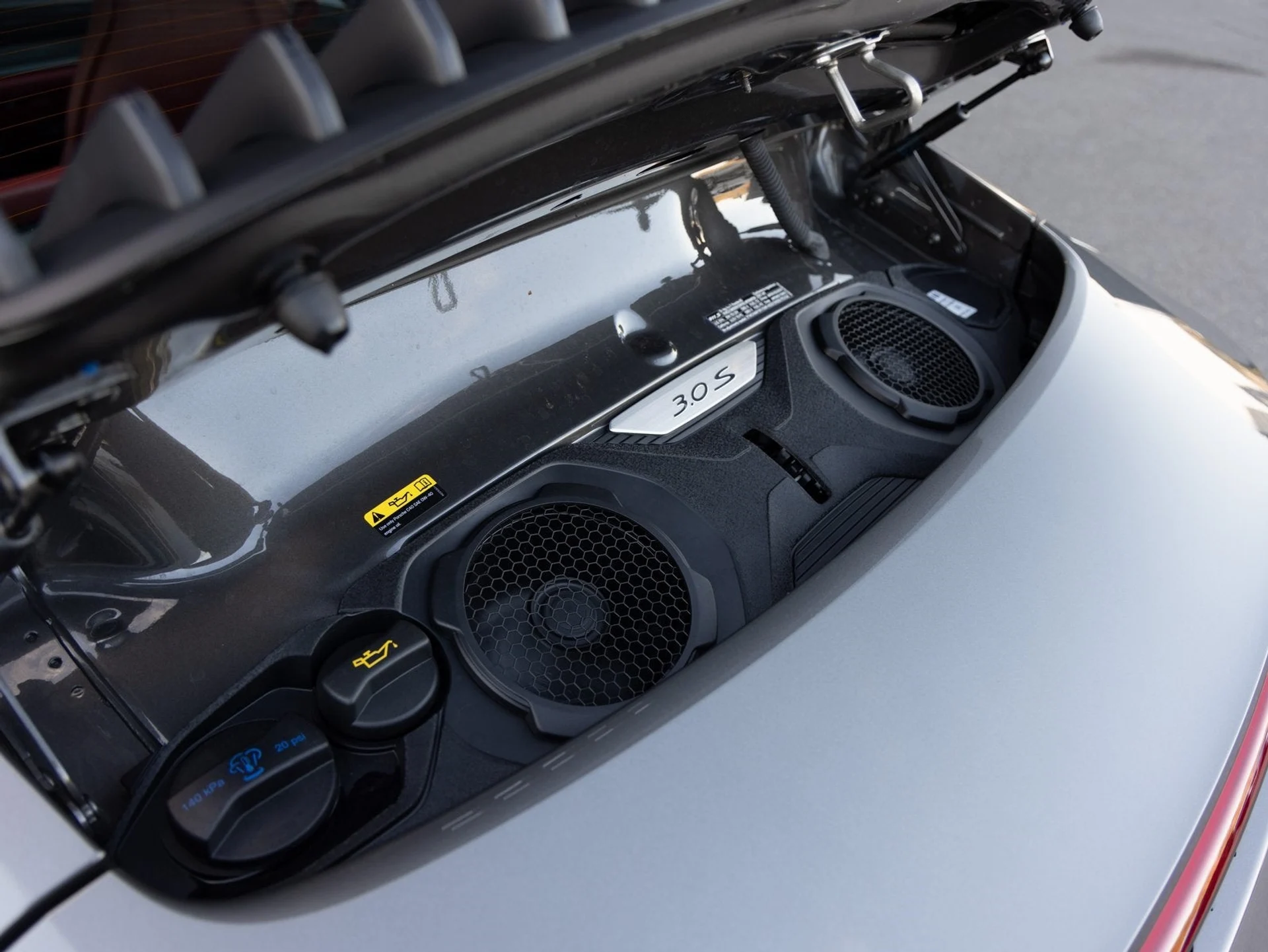 mph025_1611845610_26_545523411d