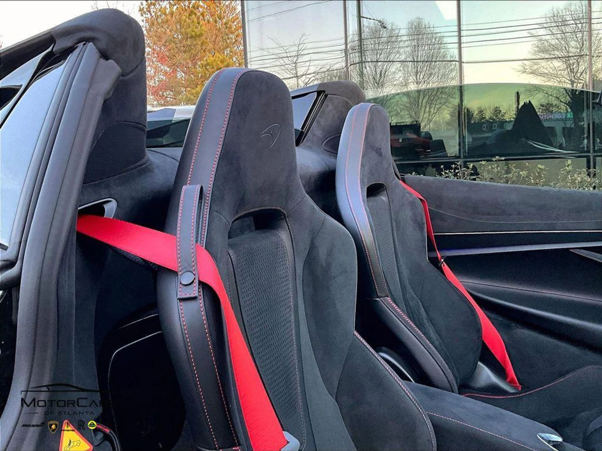 mph025_1614631452_a_3gv_Henxg_391_W_Xhjqk_YESSAH_4_9ec1d2bc5b