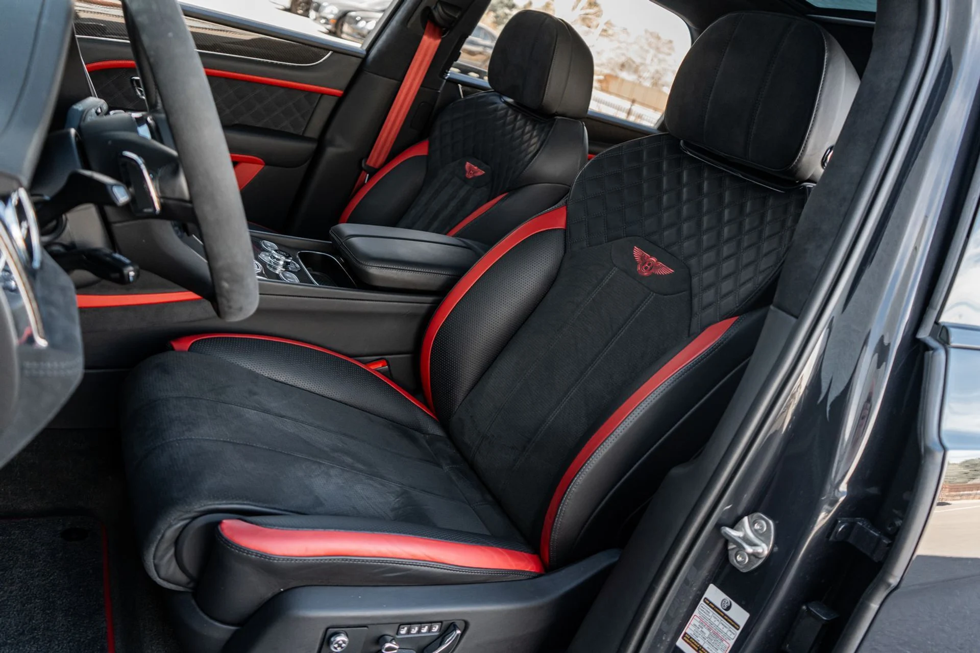 mph025_1614873462_d1126663_0bb3_46c1_abdf_450466075dd4_f11c00876d