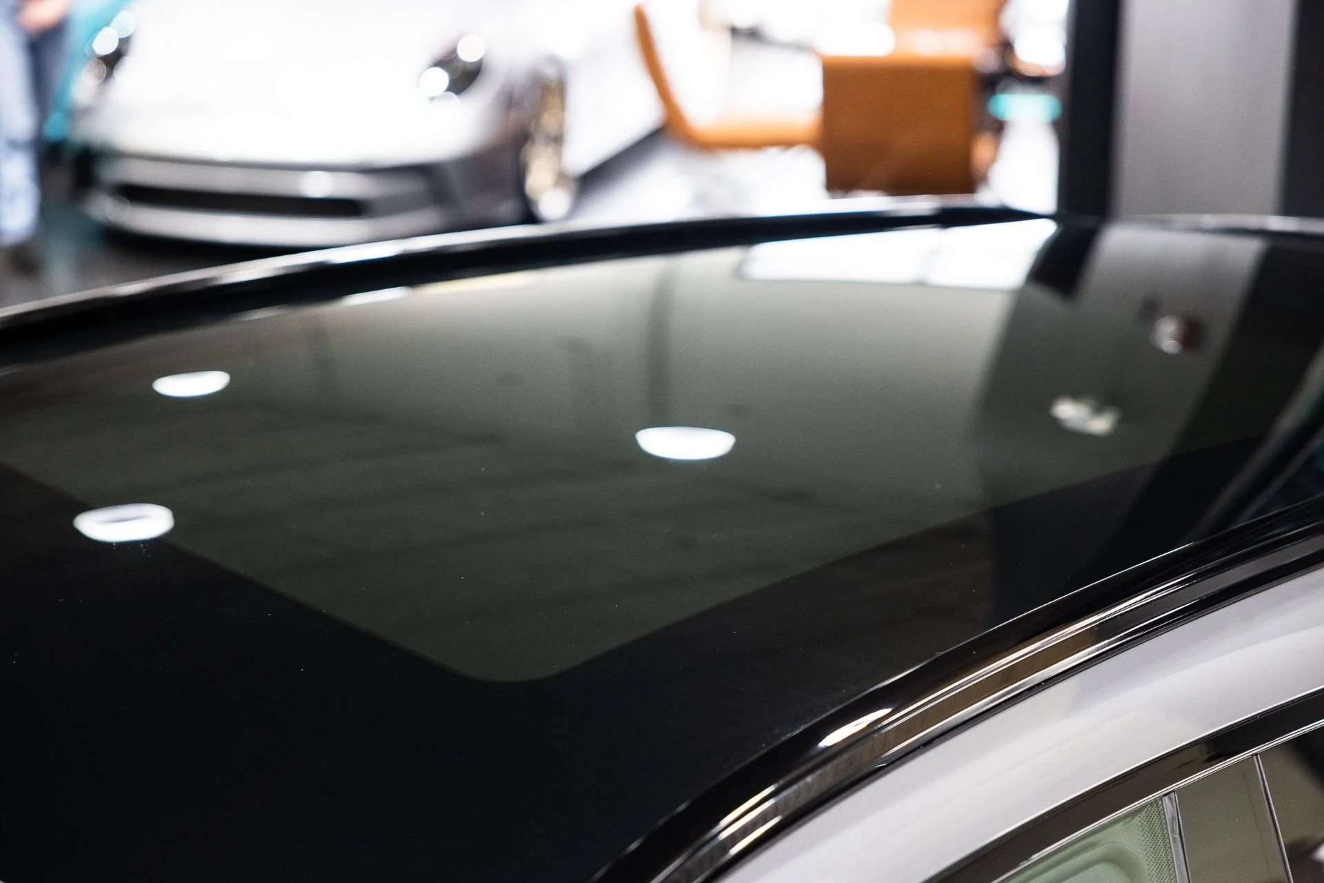 mph025_1617511573_Used_2021_Aston_Martin_DBX_China_Grey_1772224154_72ff4f8075